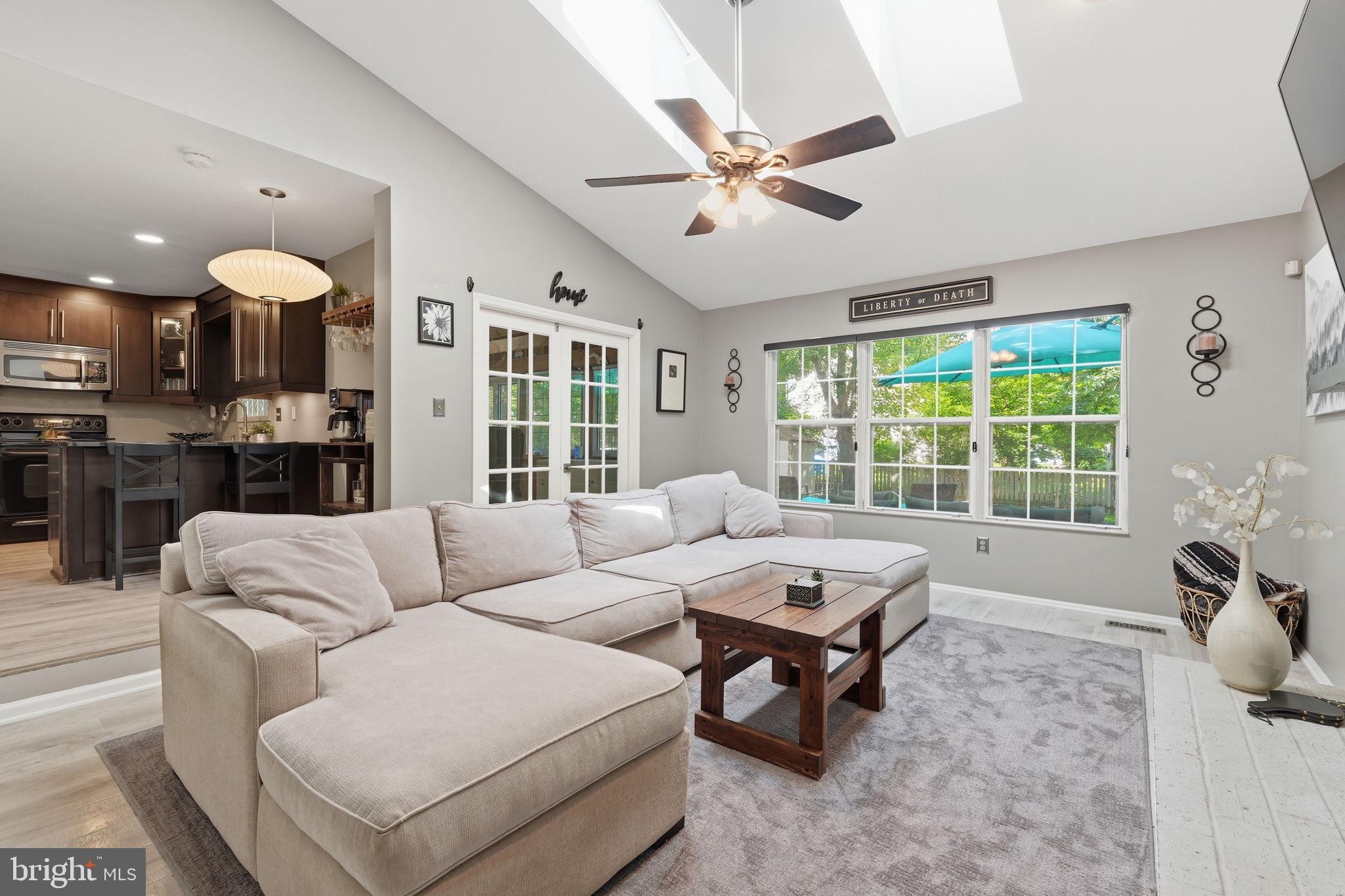 STEWARTS LANDING - Residential