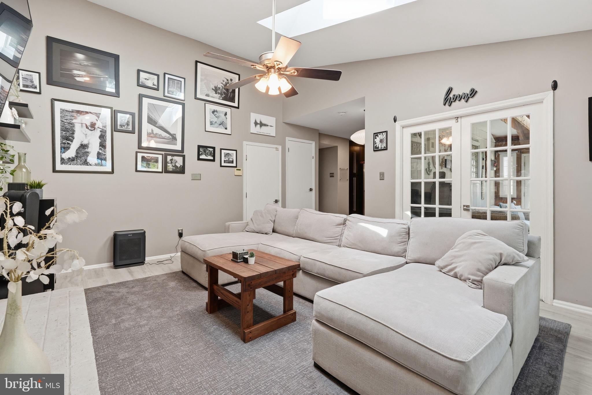 STEWARTS LANDING - Residential