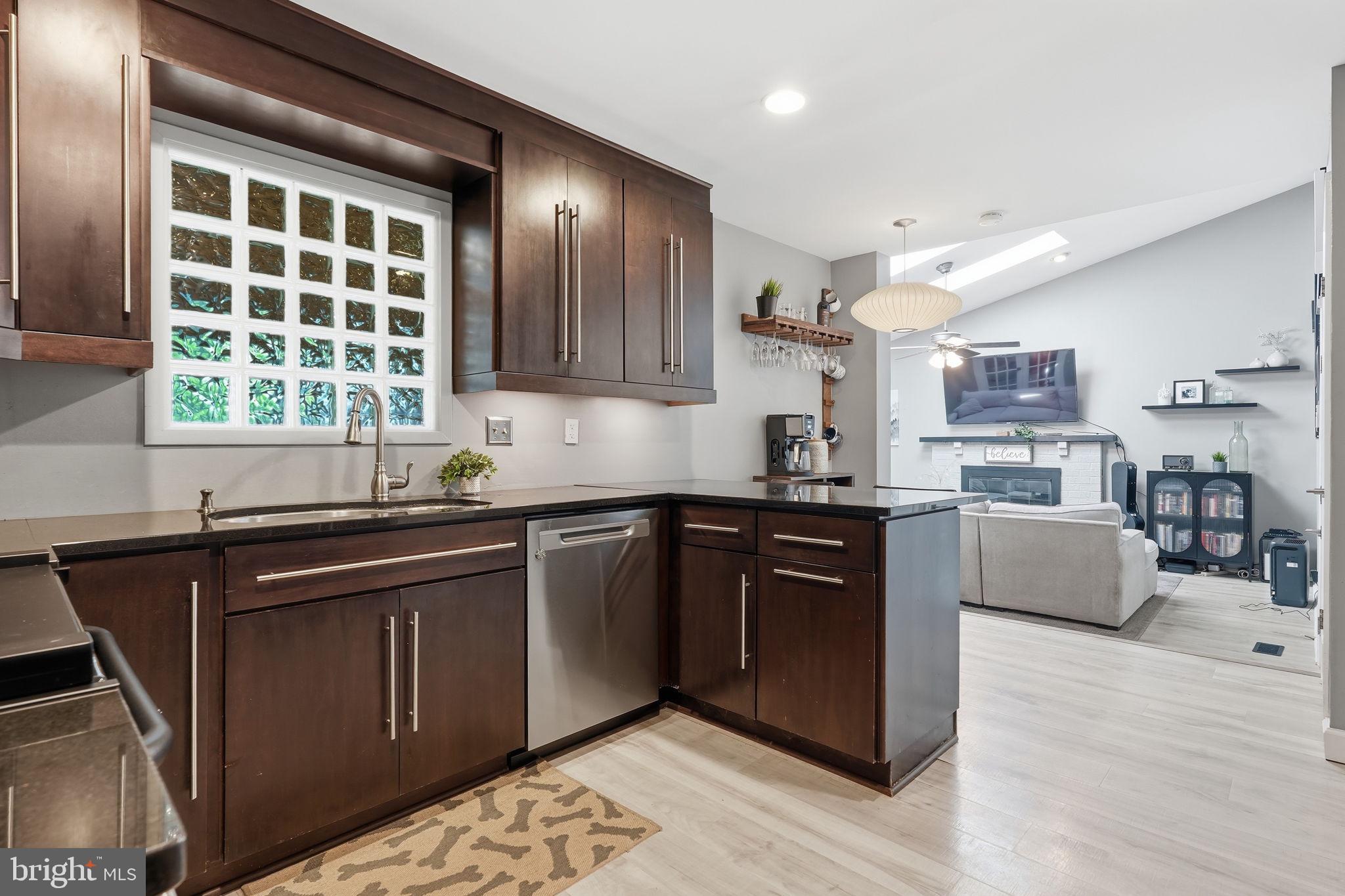 STEWARTS LANDING - Residential