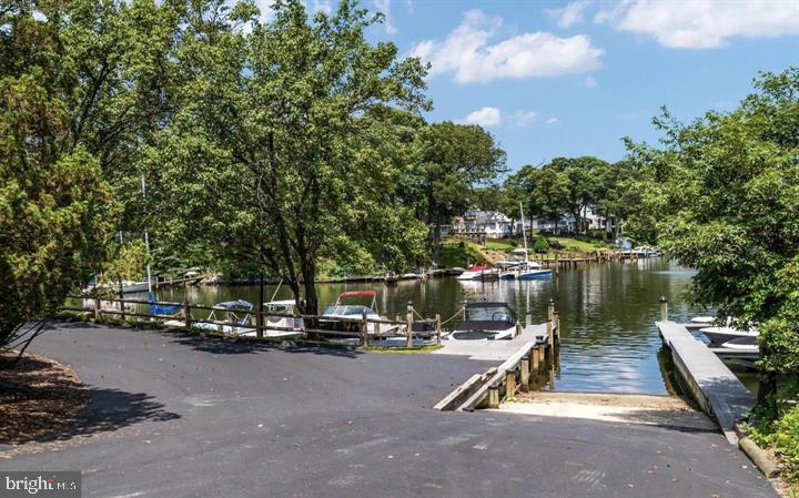 STEWARTS LANDING - Residential