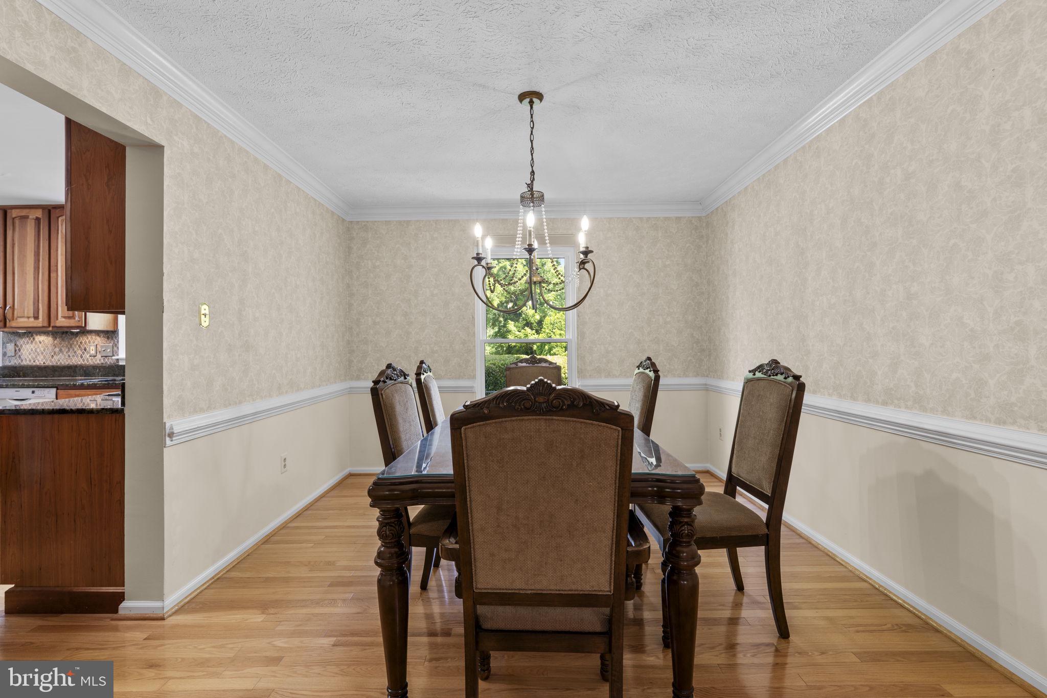 CHESTNUT FARMS - Residential