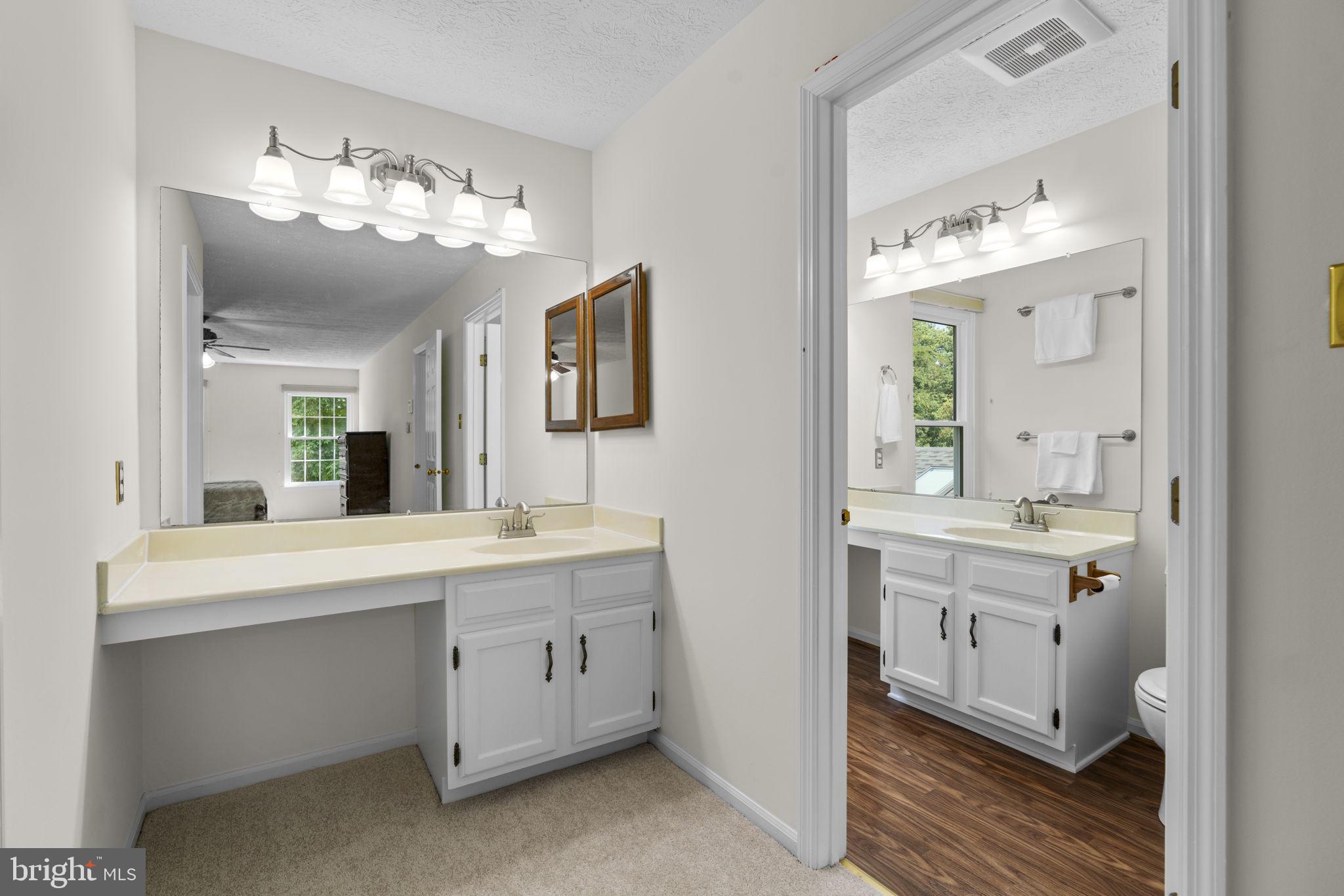 CHESTNUT FARMS - Residential