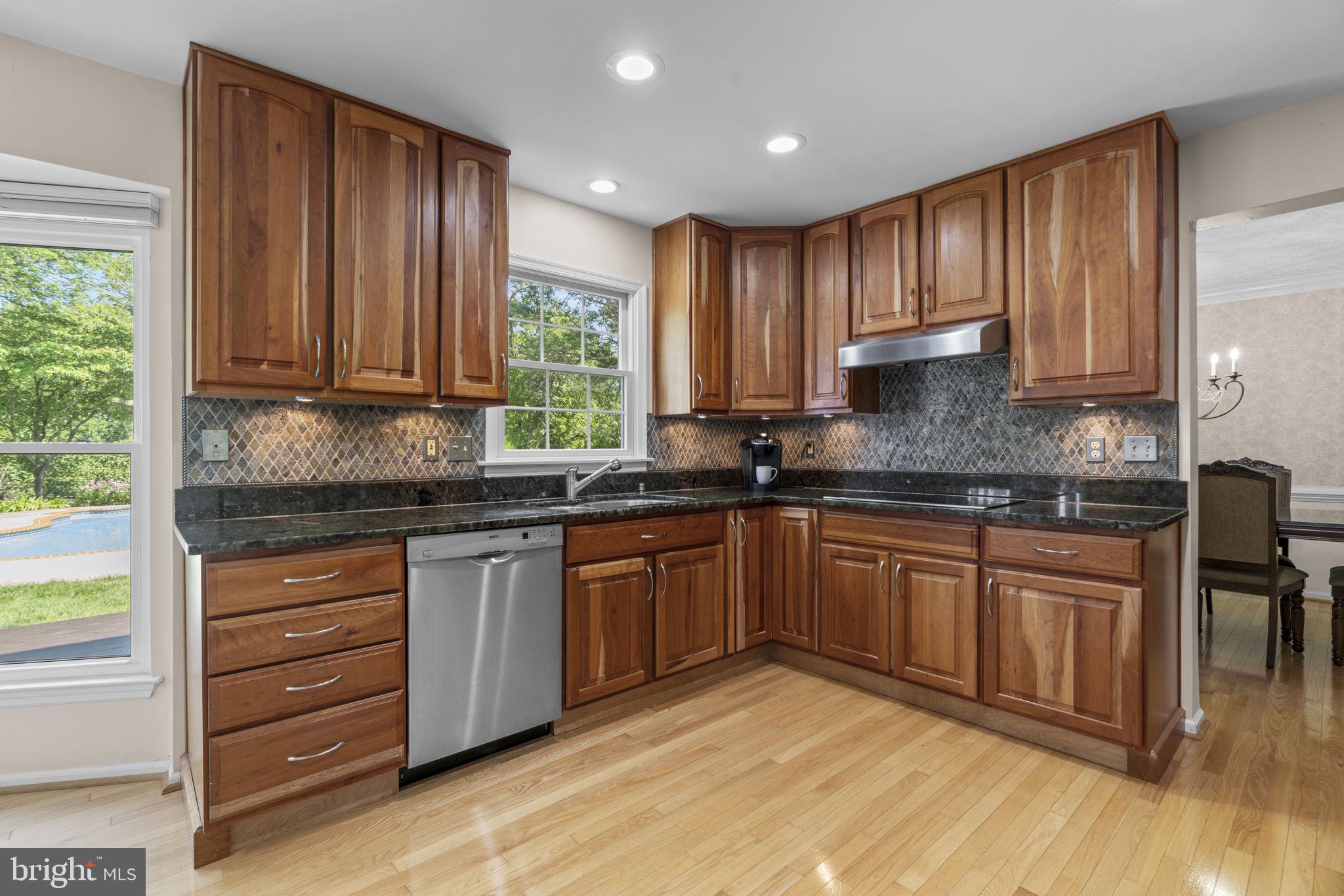 CHESTNUT FARMS - Residential