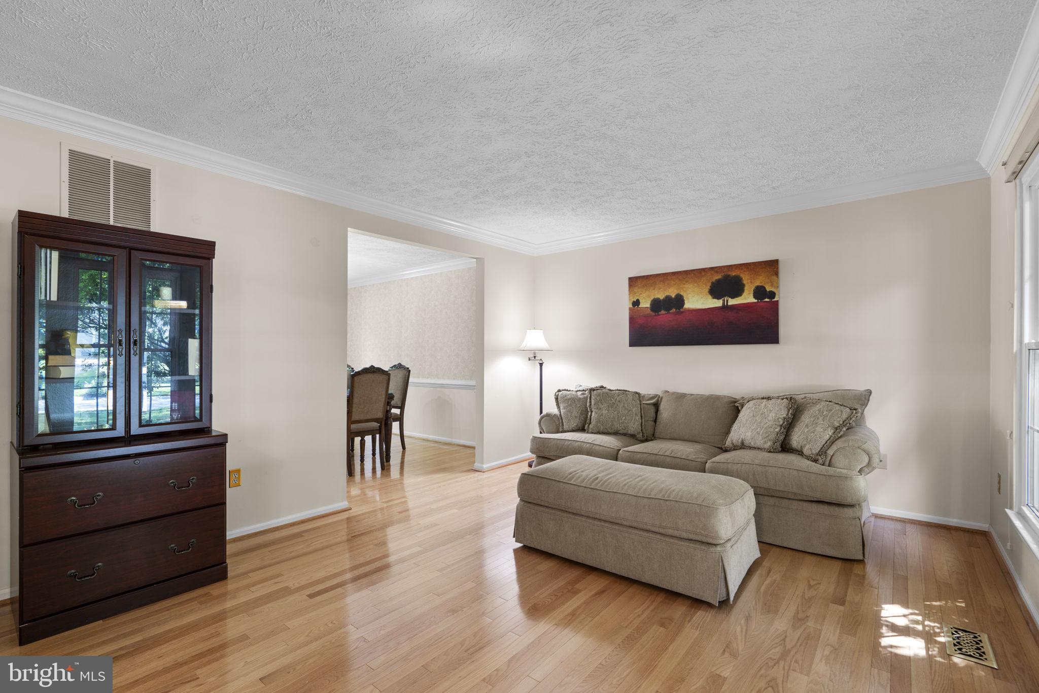 CHESTNUT FARMS - Residential