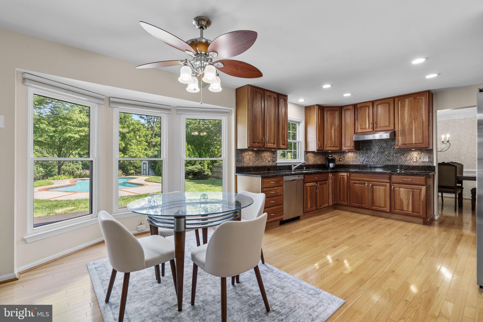 CHESTNUT FARMS - Residential