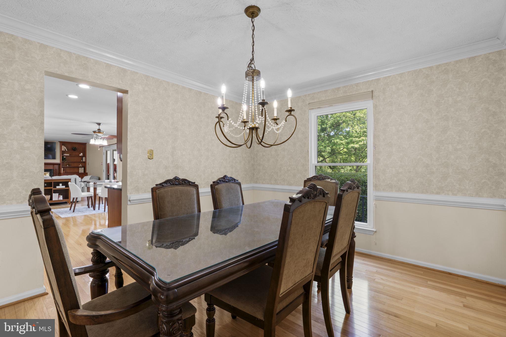 CHESTNUT FARMS - Residential