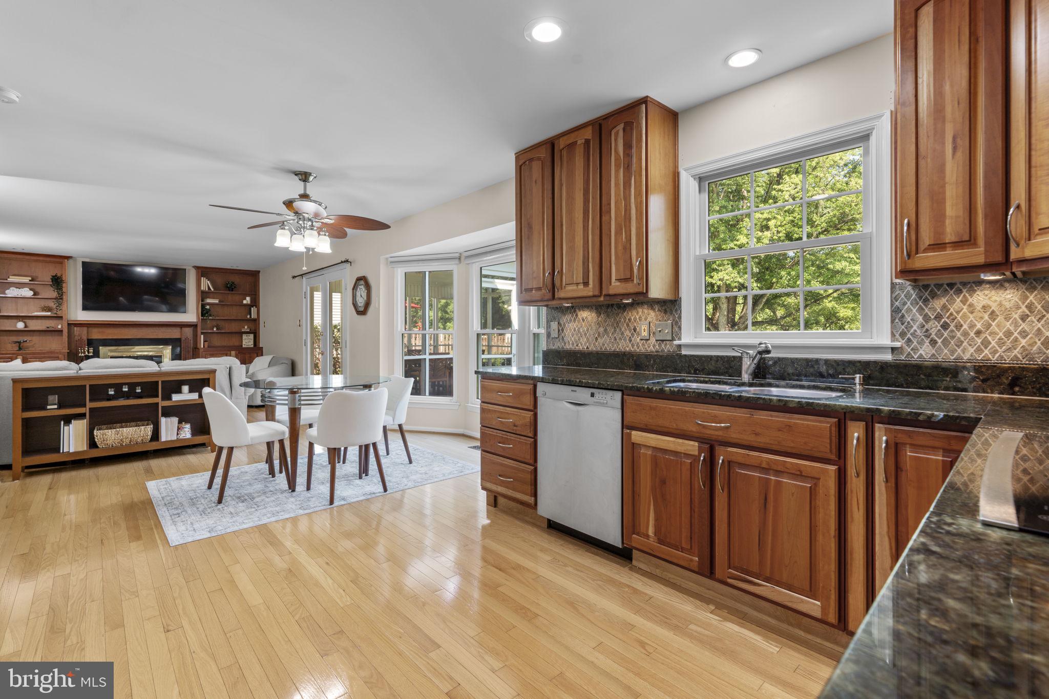 CHESTNUT FARMS - Residential