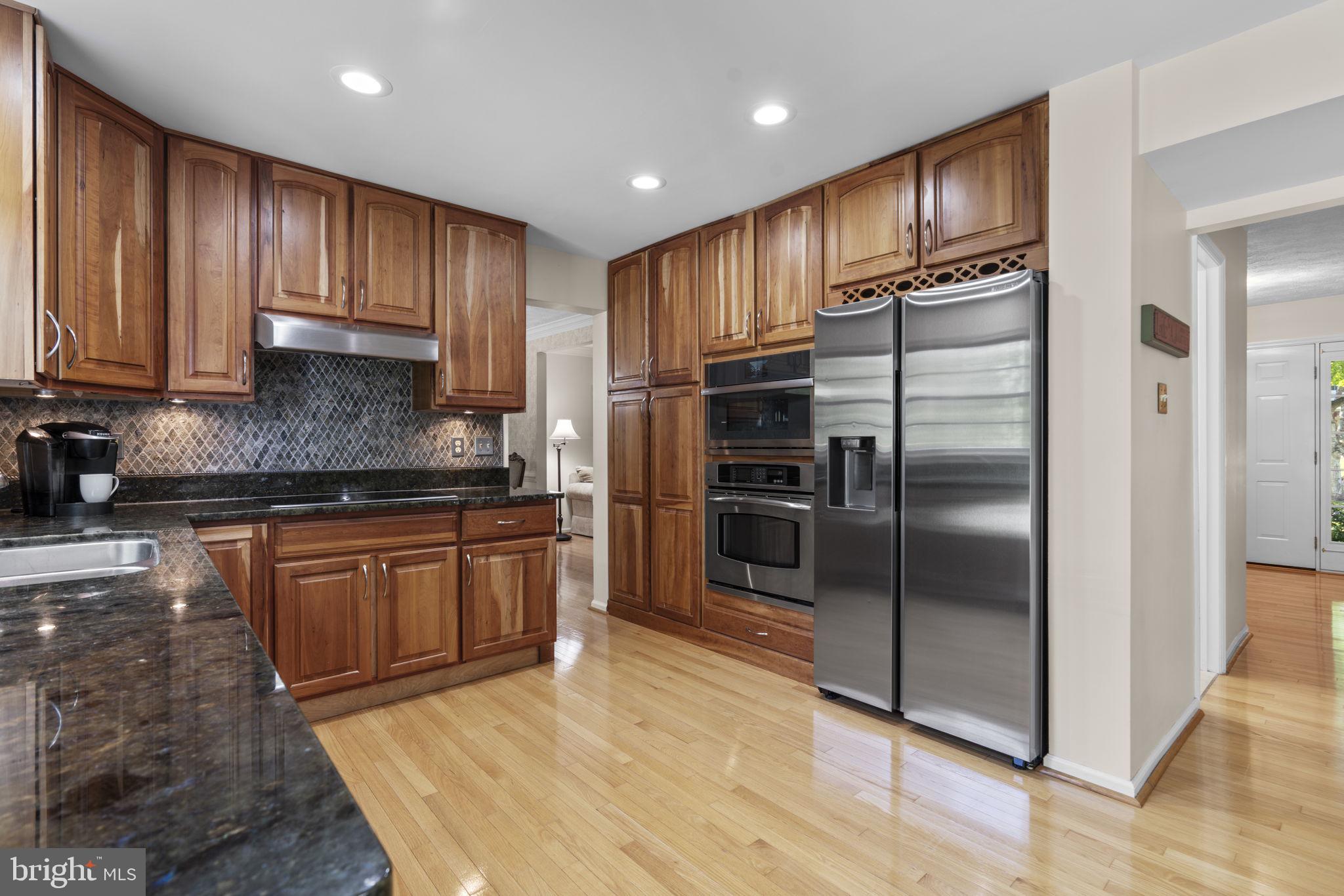CHESTNUT FARMS - Residential