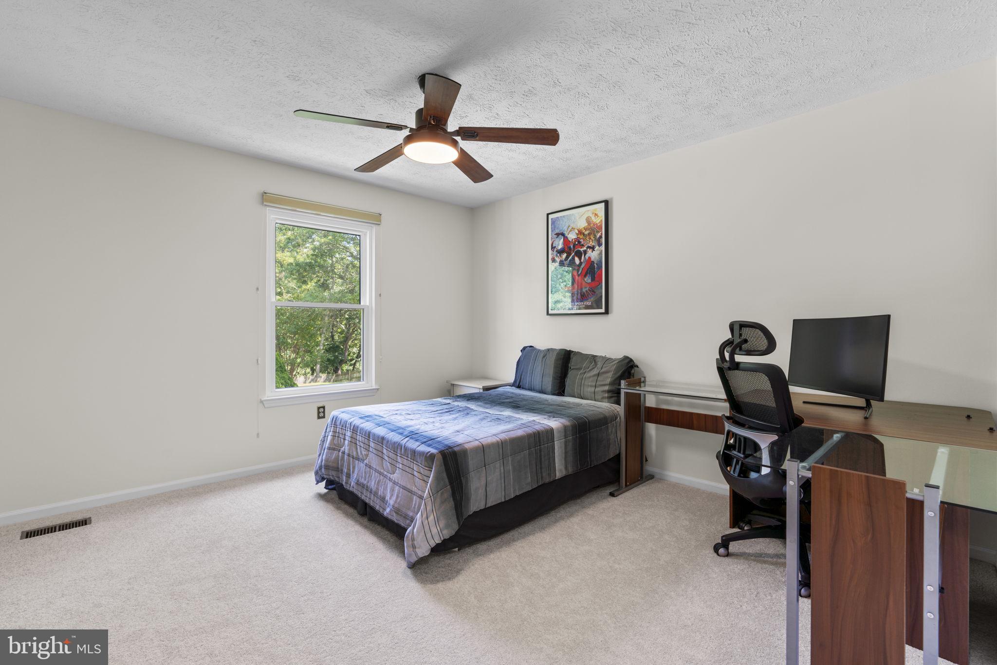 CHESTNUT FARMS - Residential