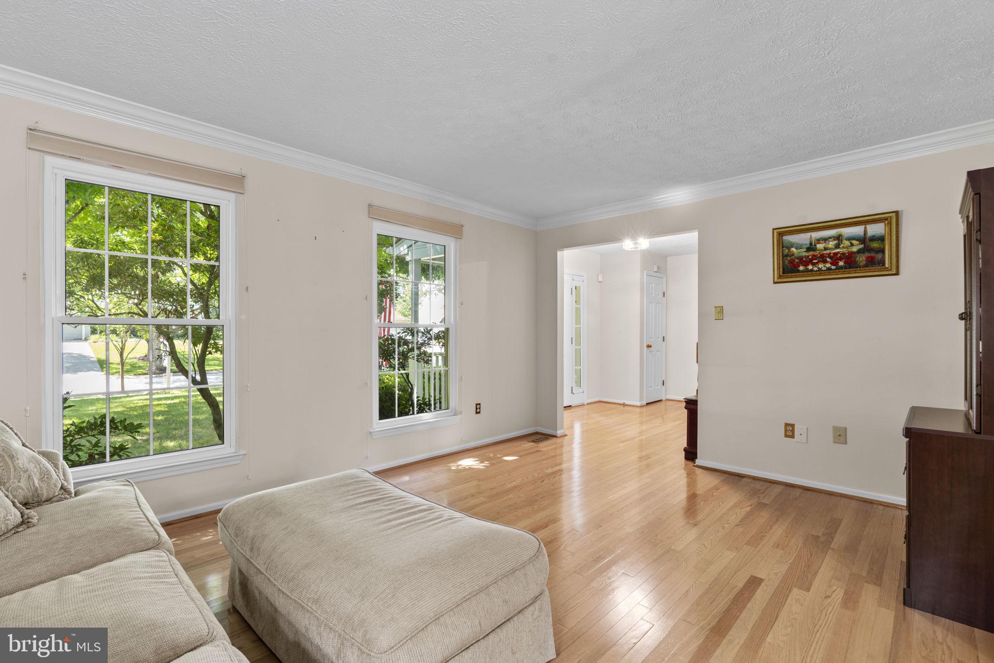 CHESTNUT FARMS - Residential