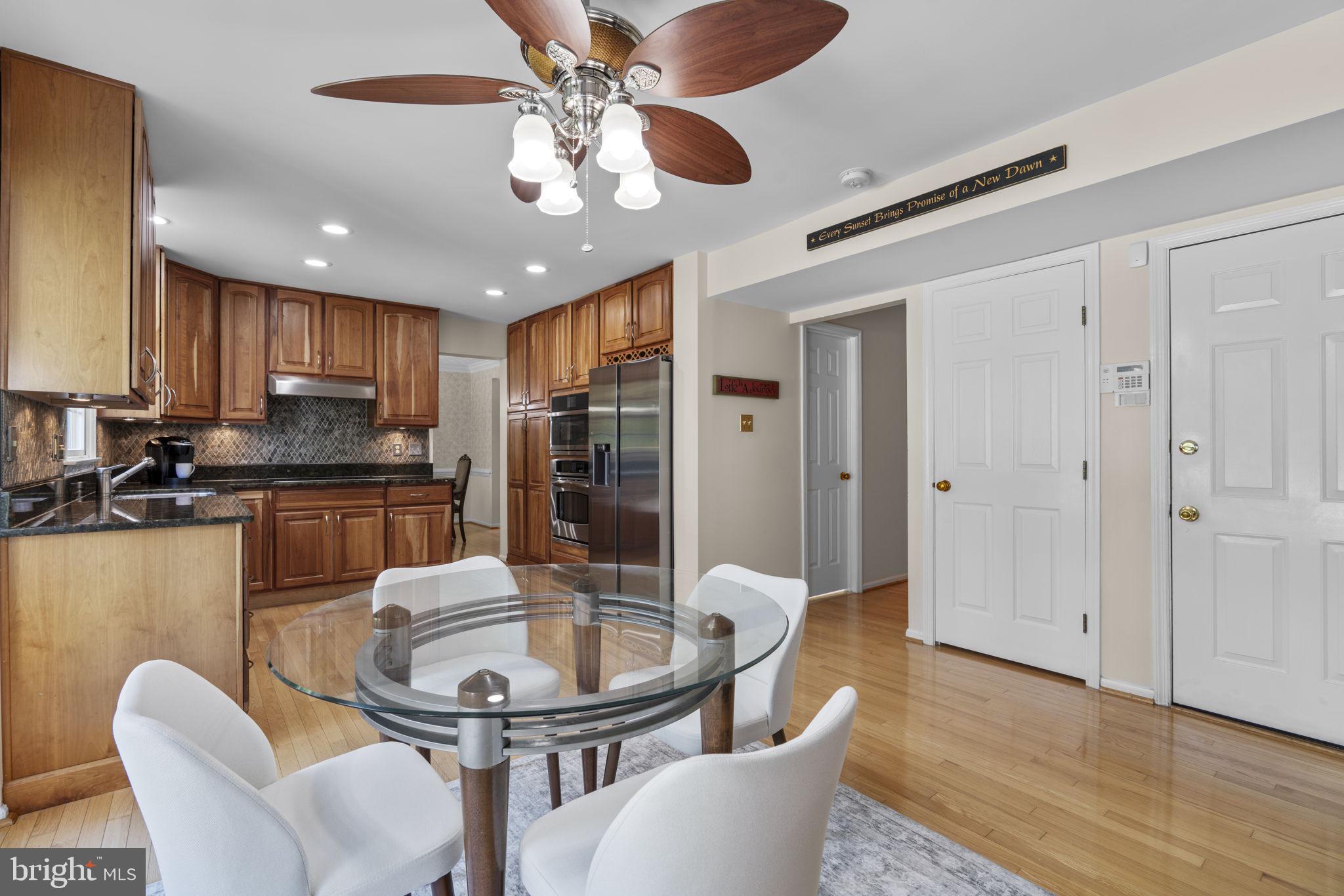 CHESTNUT FARMS - Residential