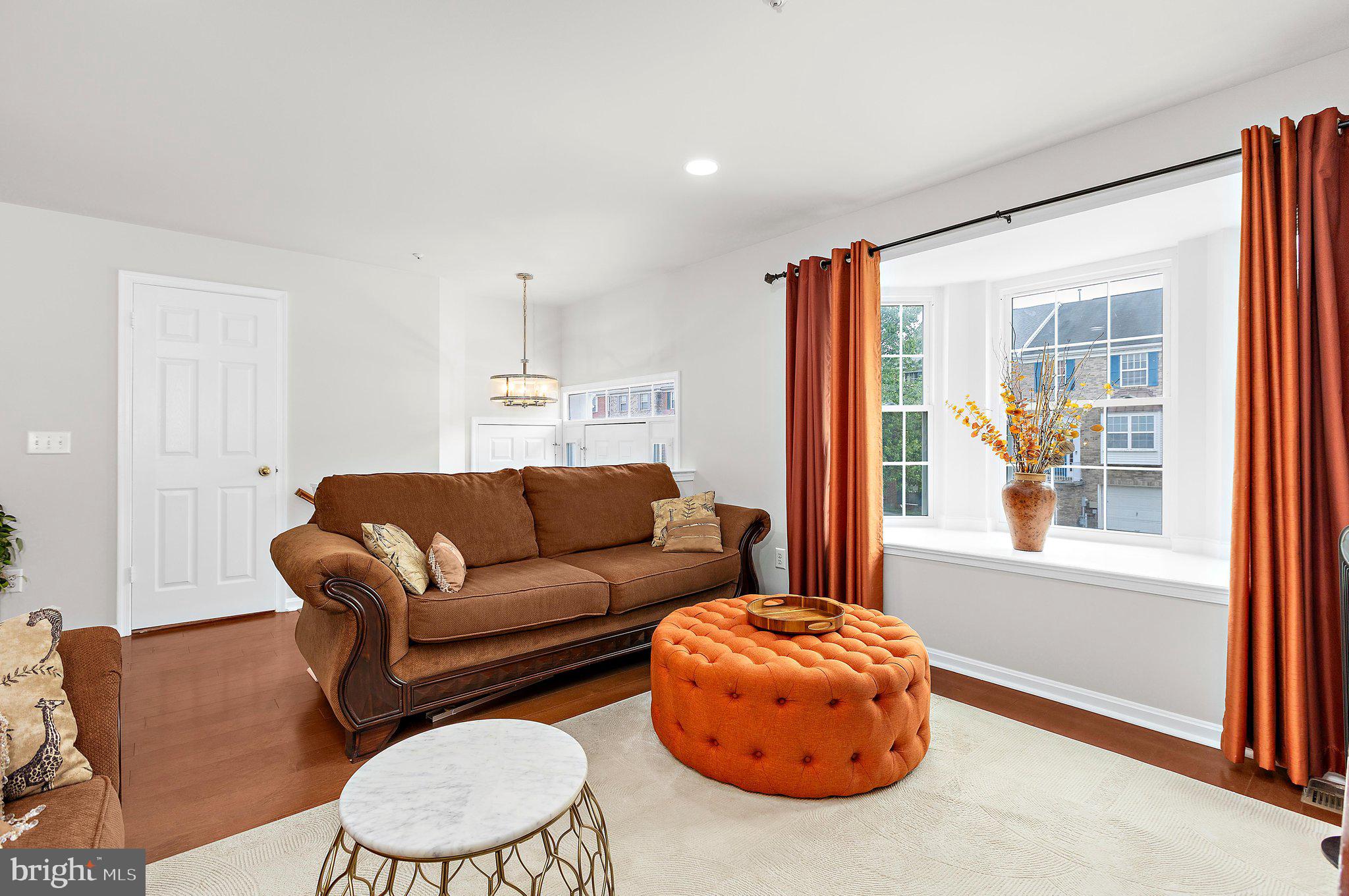 LYONS GATE - Residential