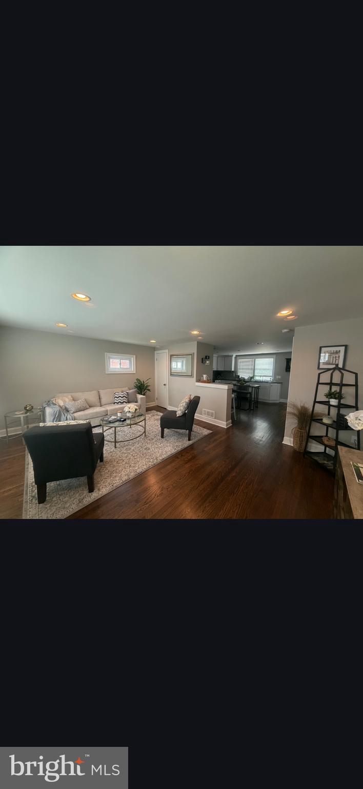 HARBOR VIEW - Residential