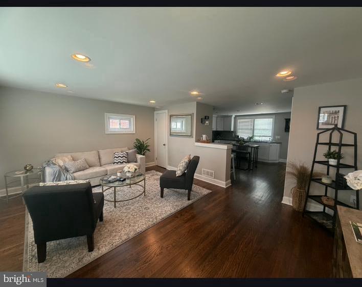 HARBOR VIEW - Residential
