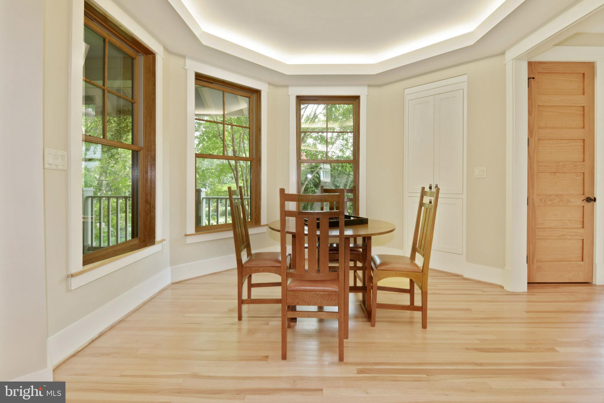 OVERLEE - Residential