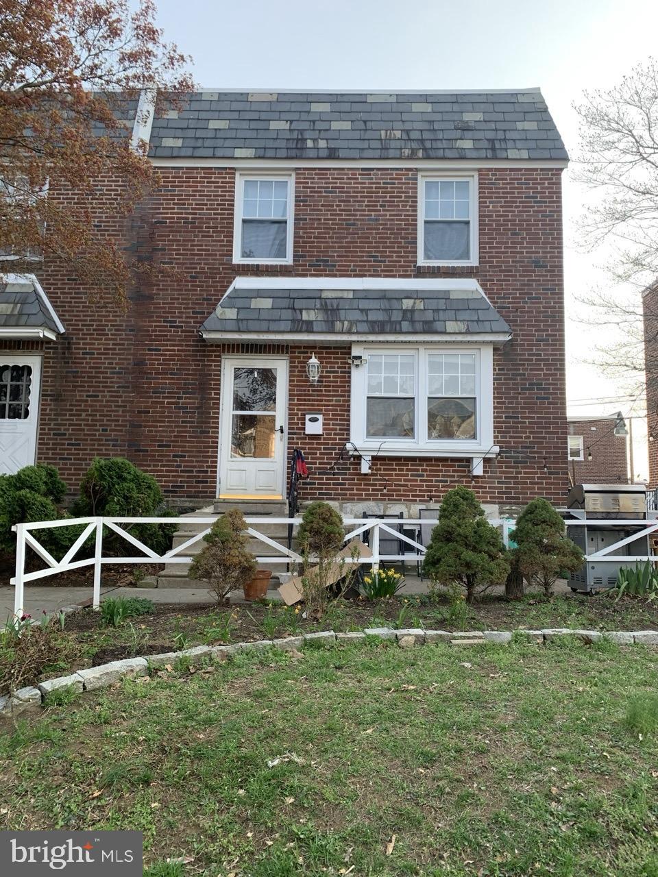 RHAWNHURST - Residential