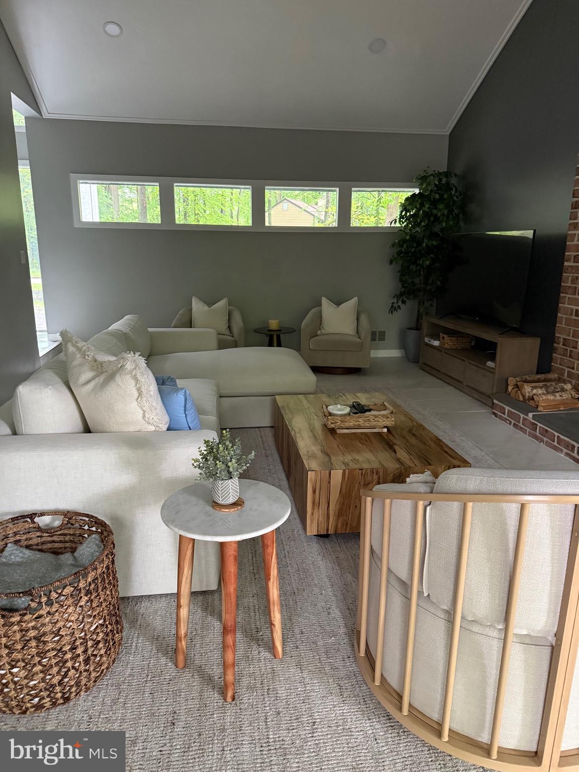 PHEASANT RUN - Residential Lease