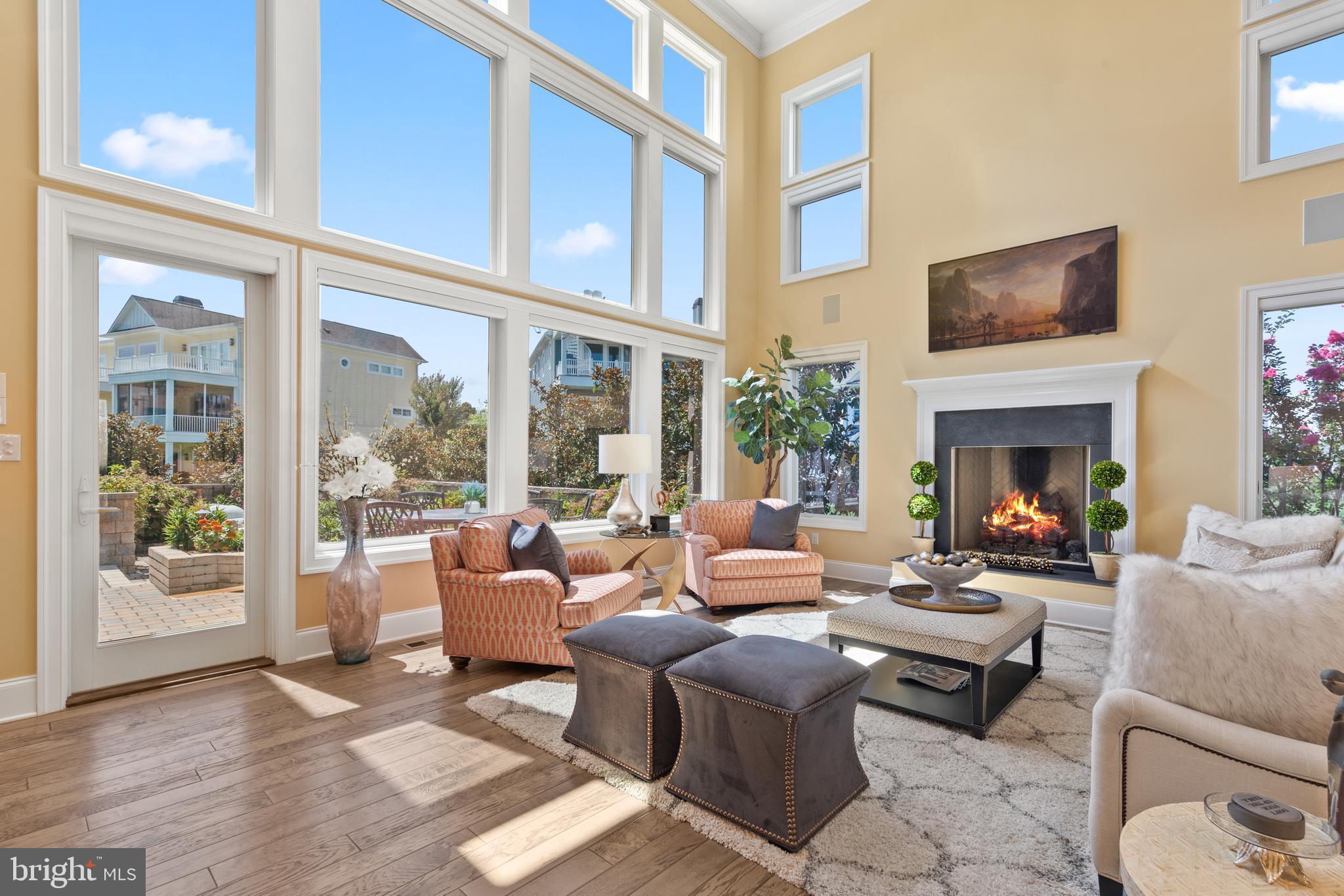PENINSULA - Residential