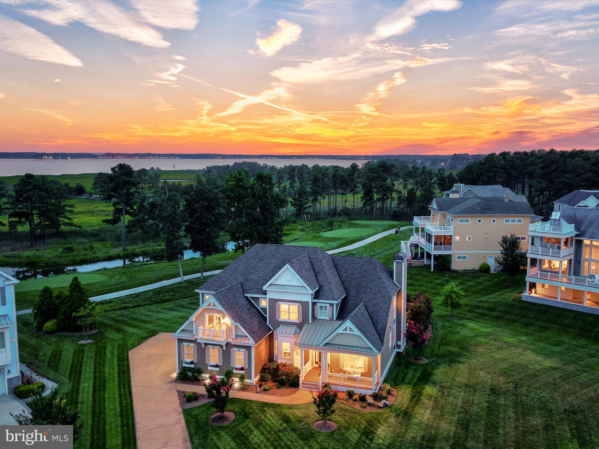 PENINSULA - Residential