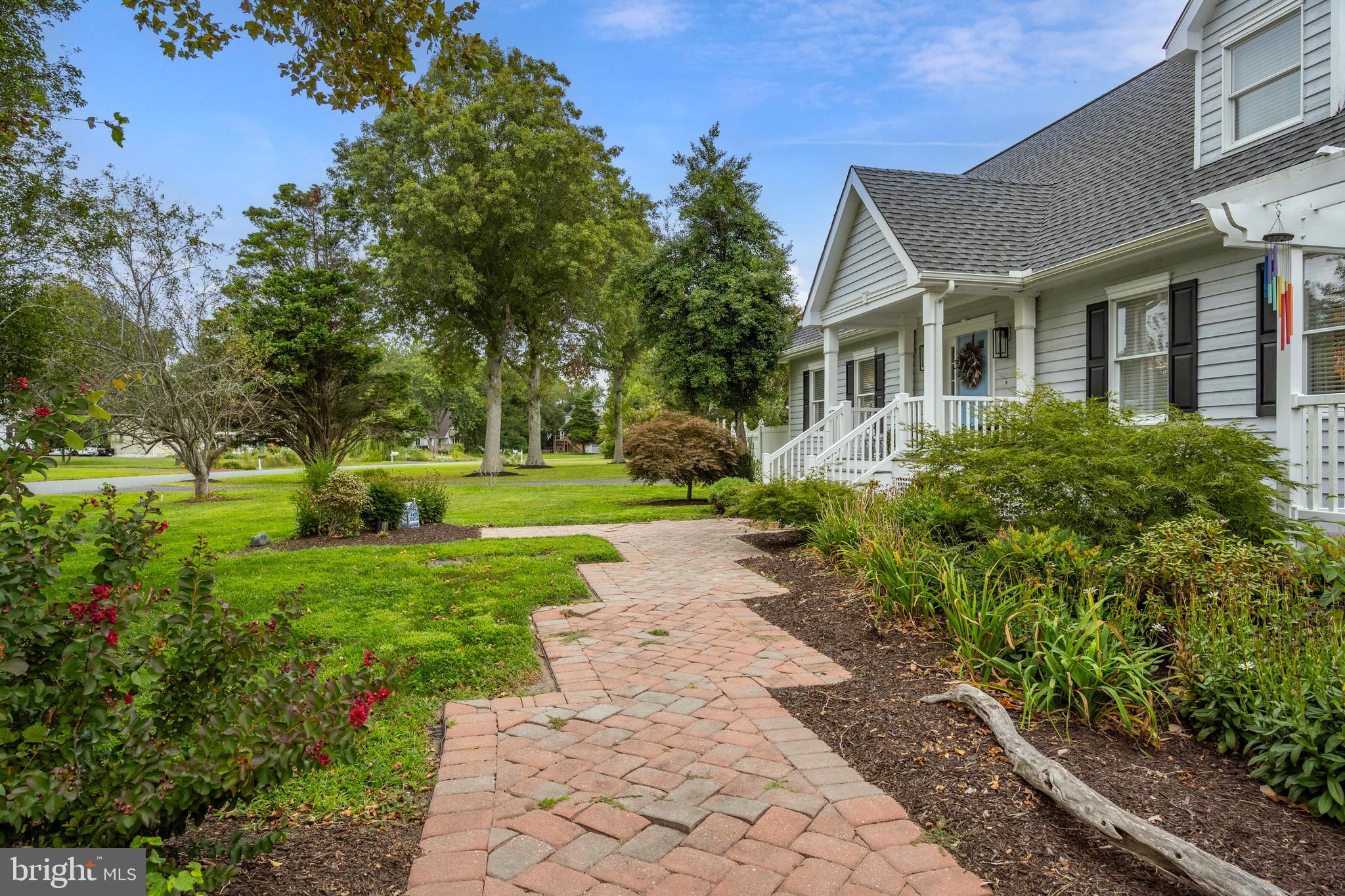 GENEZER ESTATES - Residential