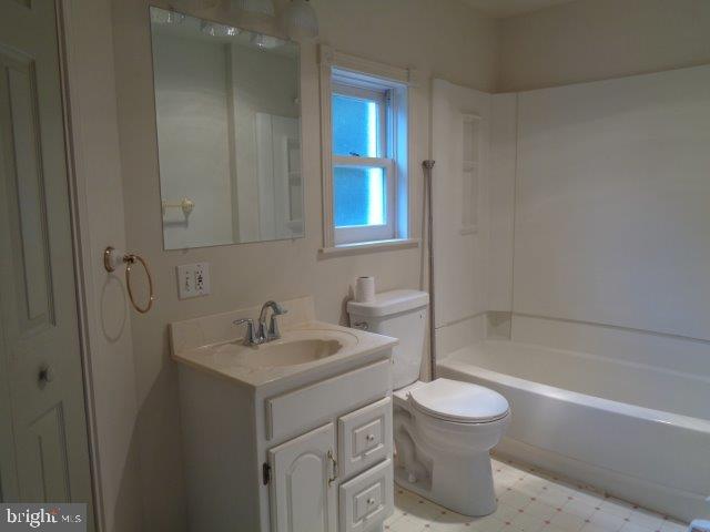 NORTH MIDDLETON - Residential