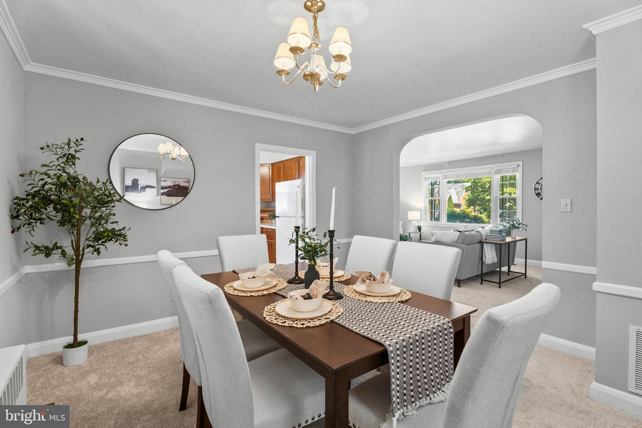 COLONIAL GARDENS - Residential
