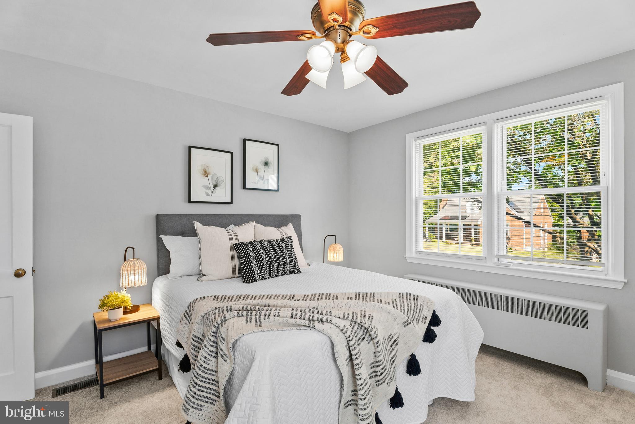COLONIAL GARDENS - Residential