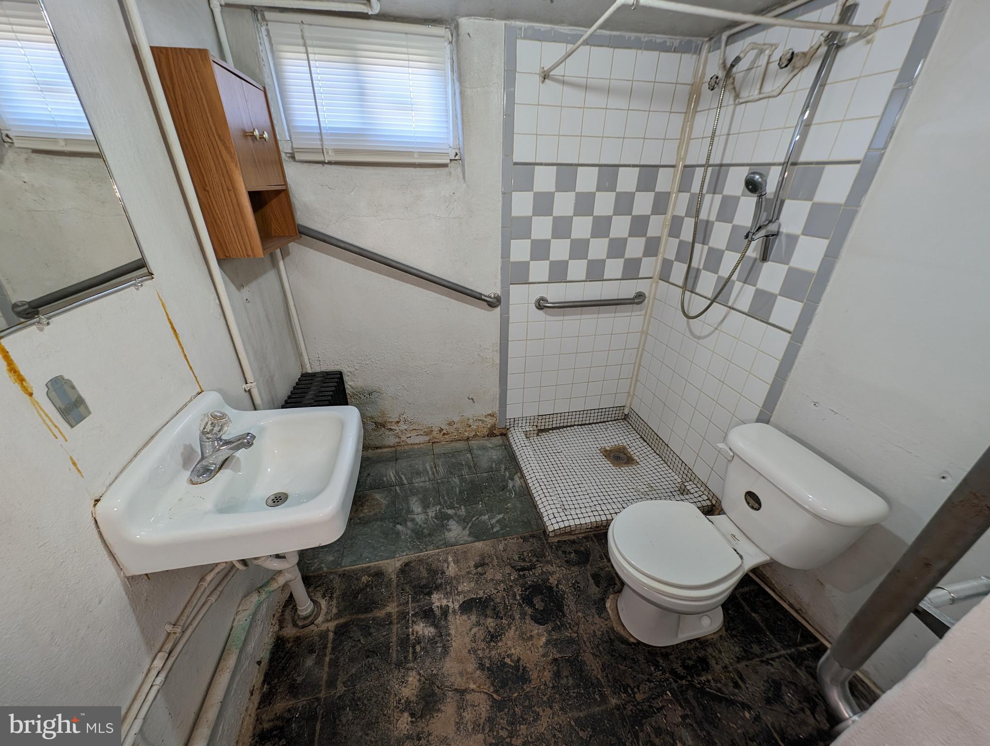 ESSEX - Residential