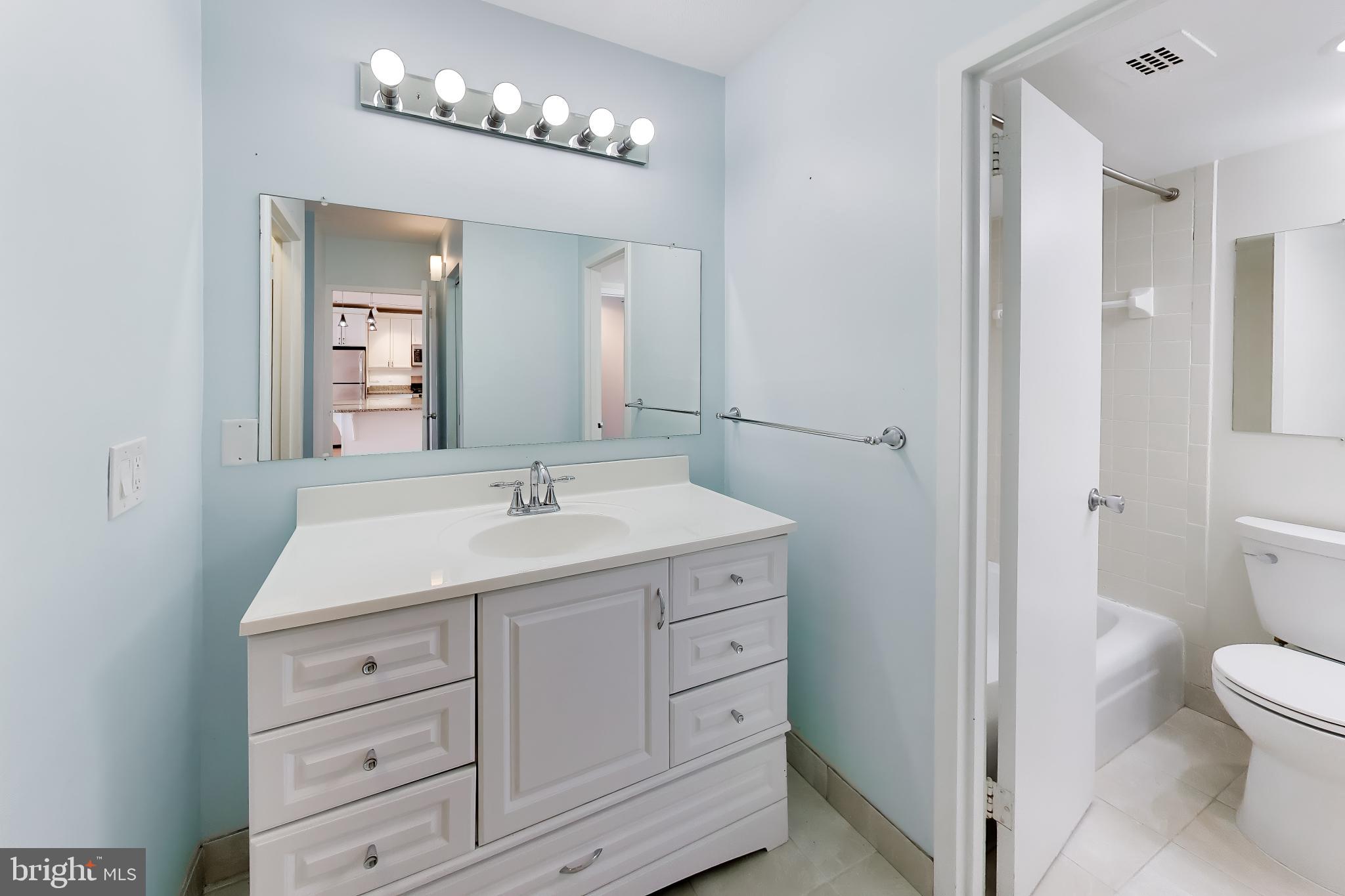 RIVIERA OF CHEVY CHASE - Residential