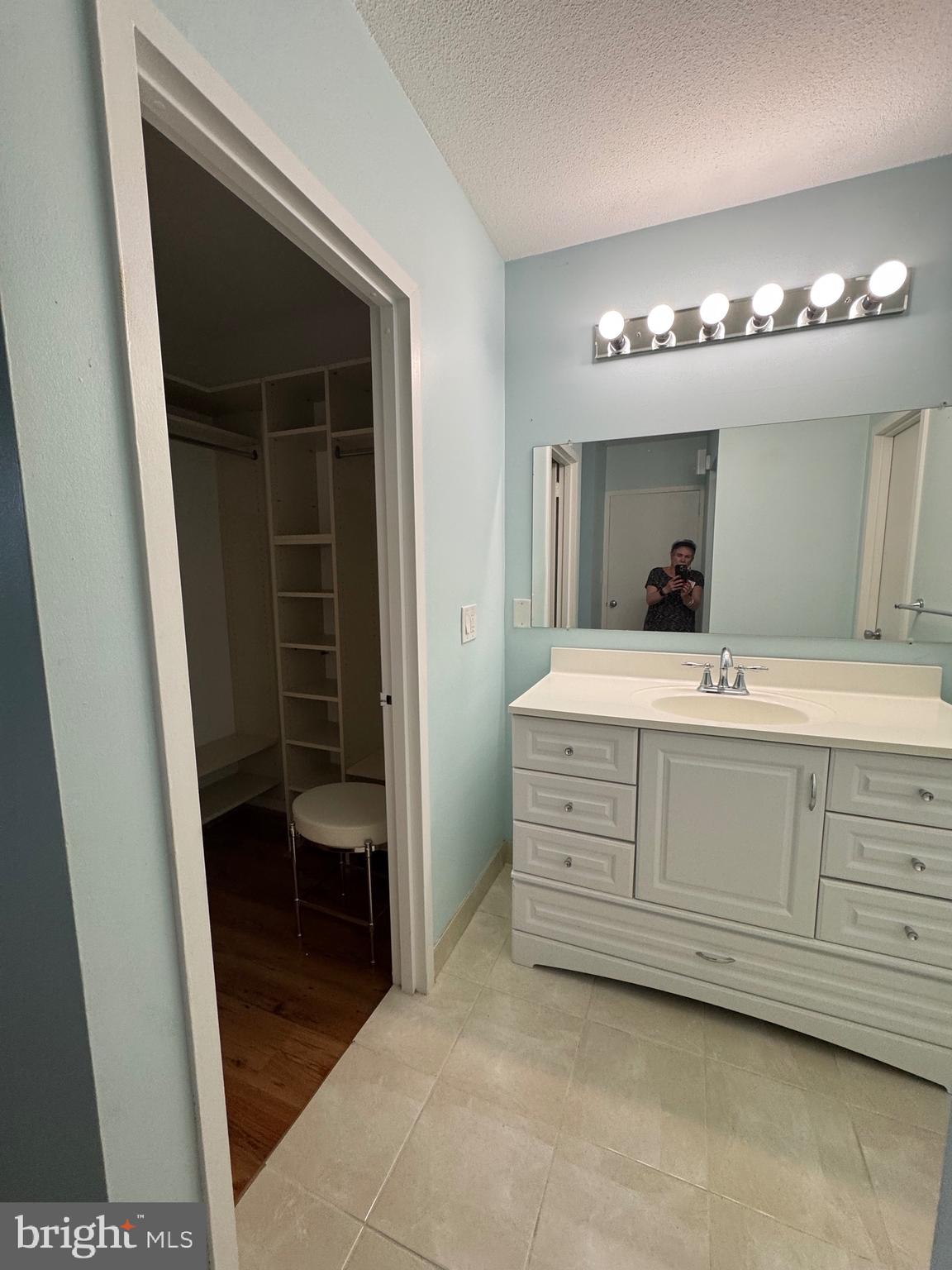 RIVIERA OF CHEVY CHASE - Residential