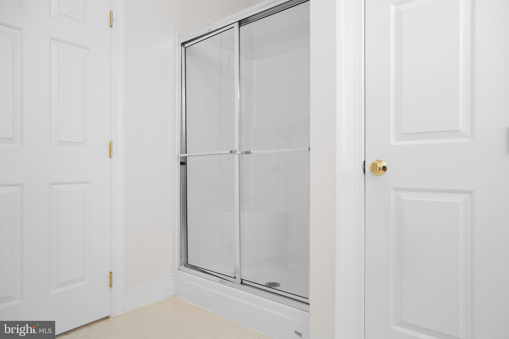 HUNTINGTON HILLS - Residential
