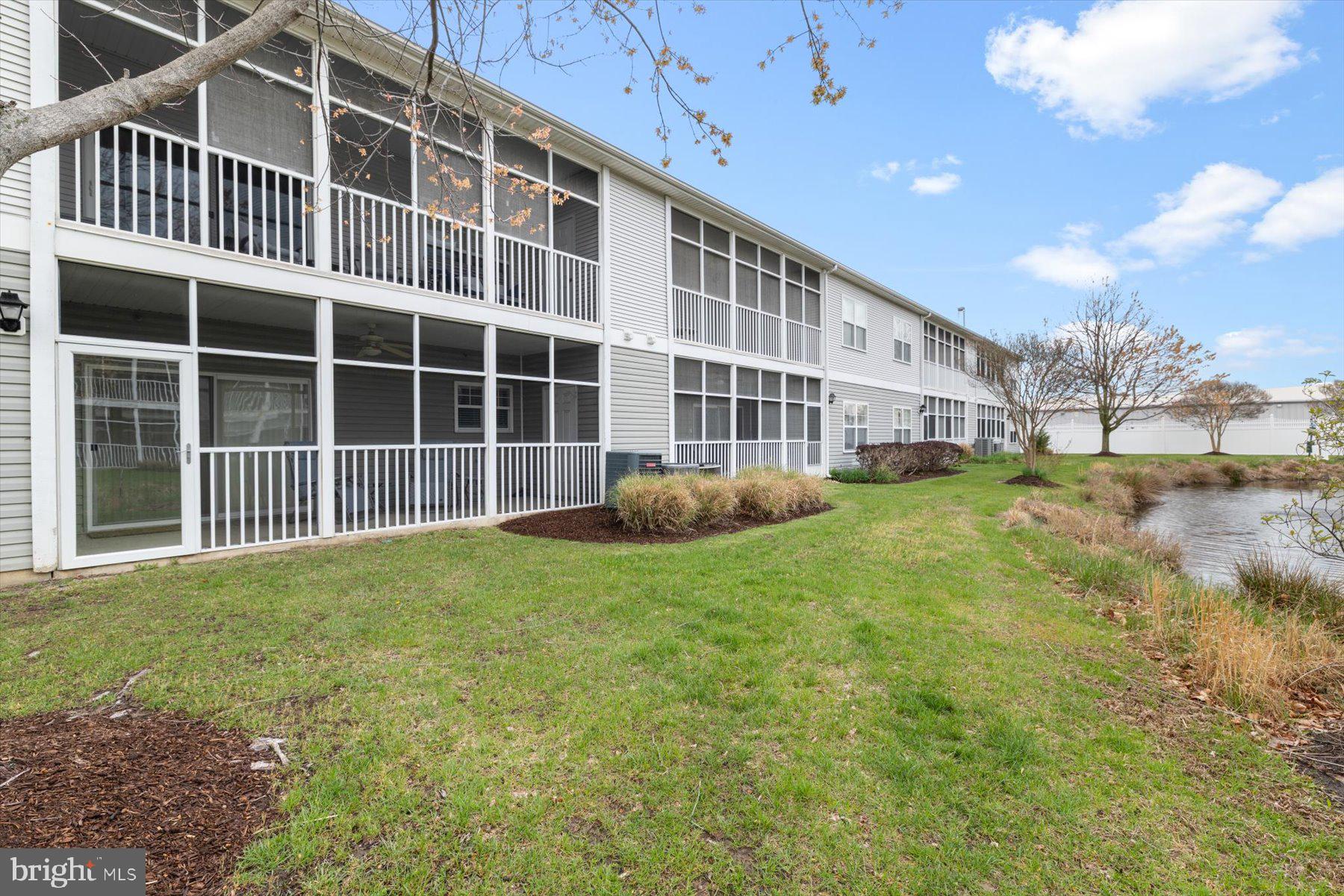 VILLAS AT BAY CROSSING - Residential