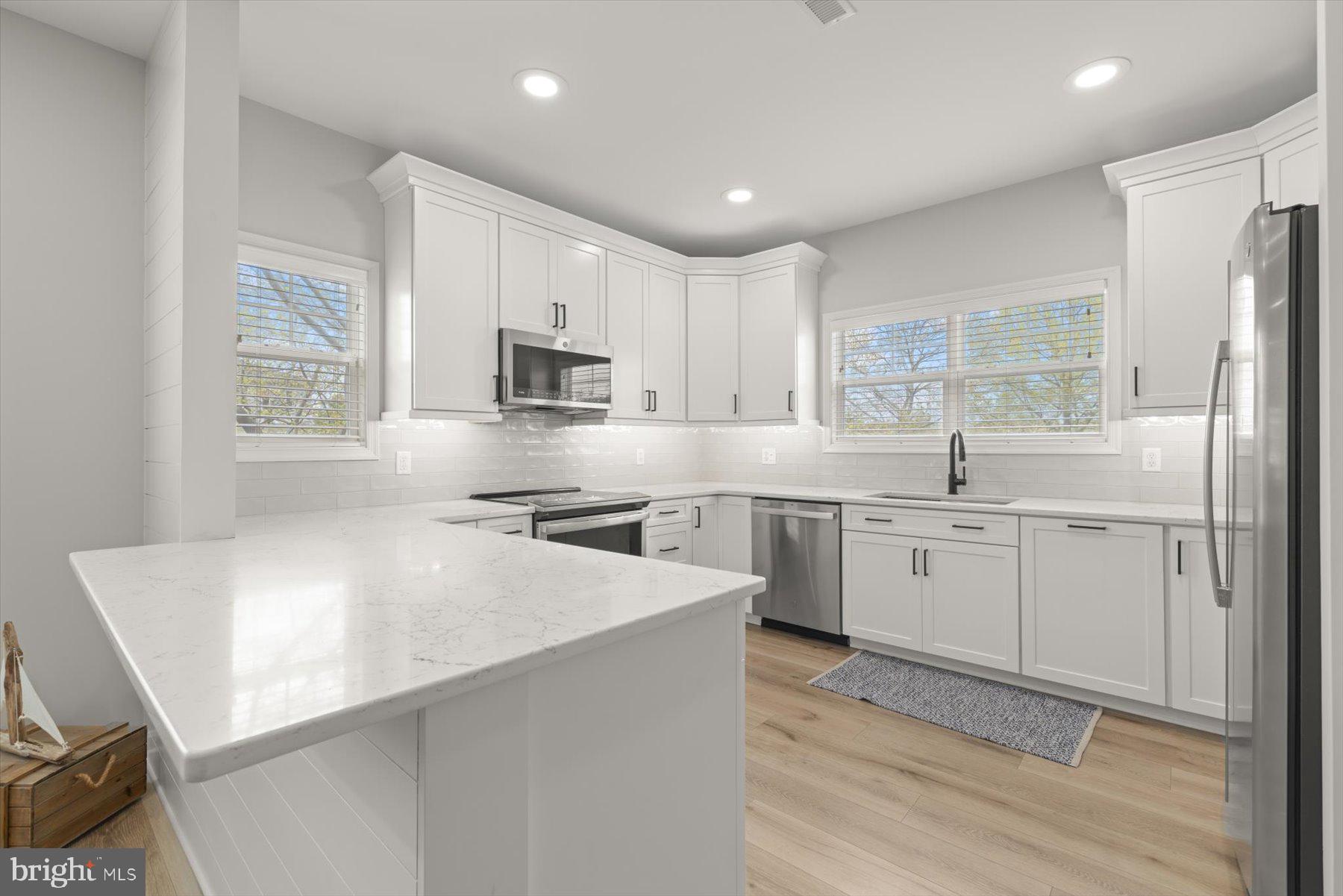 VILLAS AT BAY CROSSING - Residential