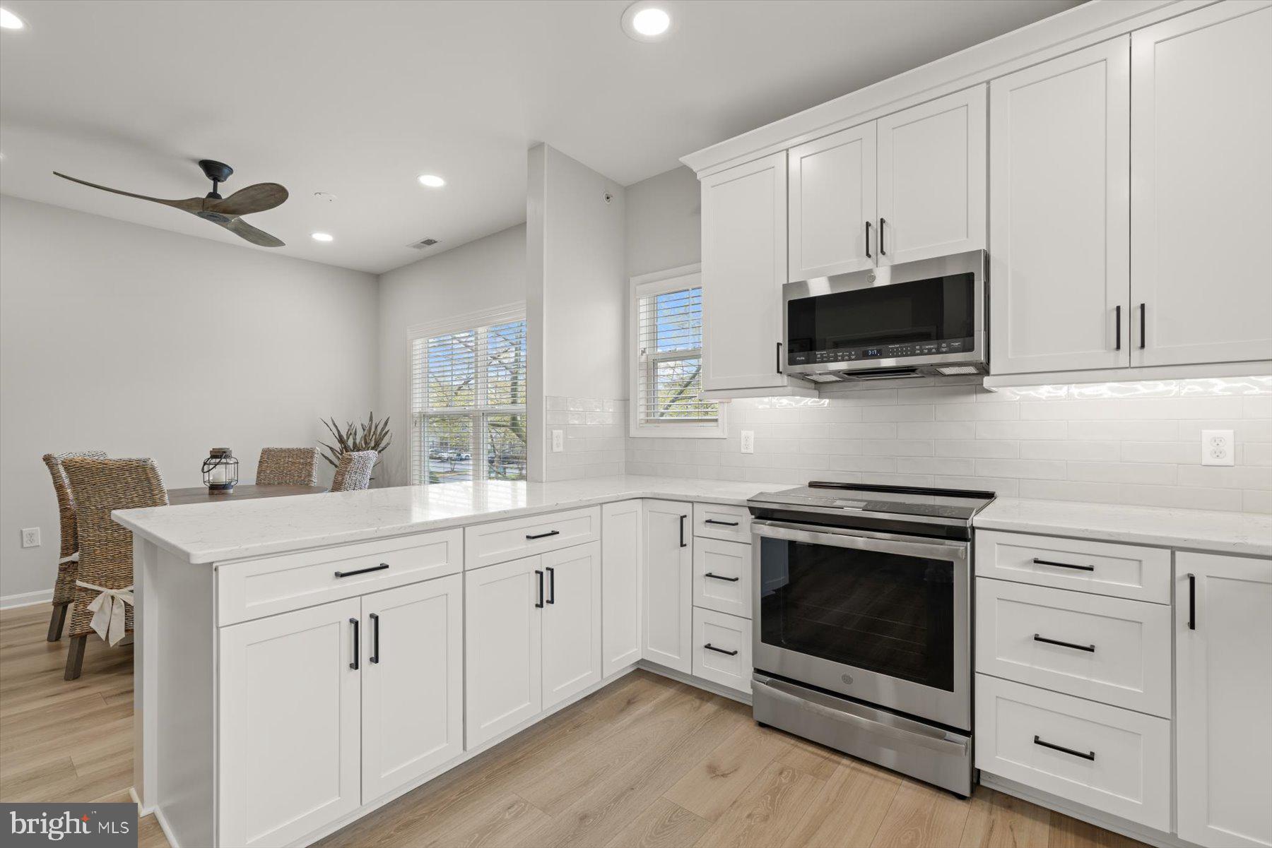 VILLAS AT BAY CROSSING - Residential