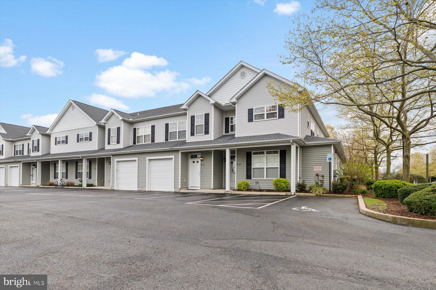 VILLAS AT BAY CROSSING - Residential