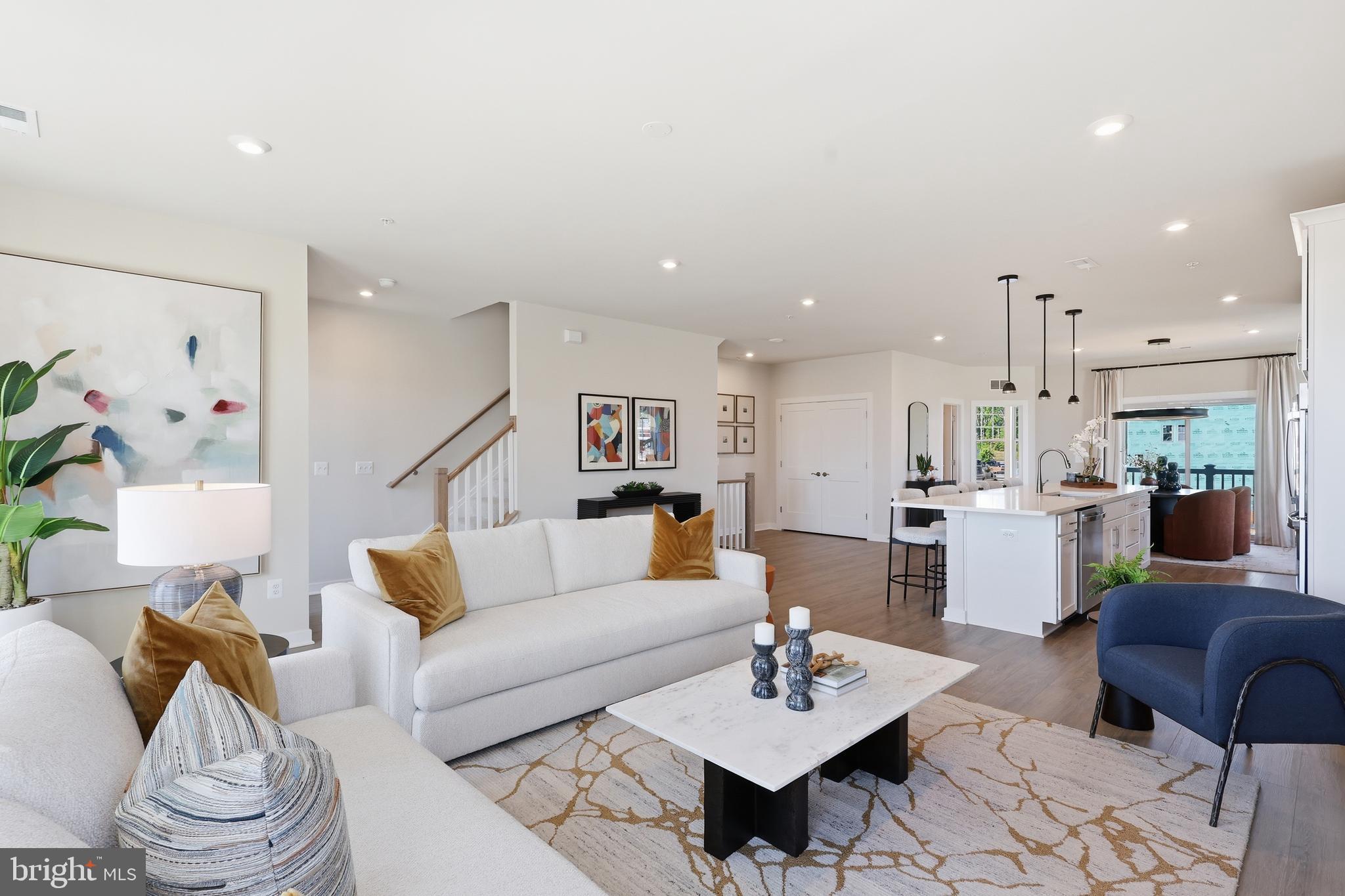 POTOMAC SHORES - Residential