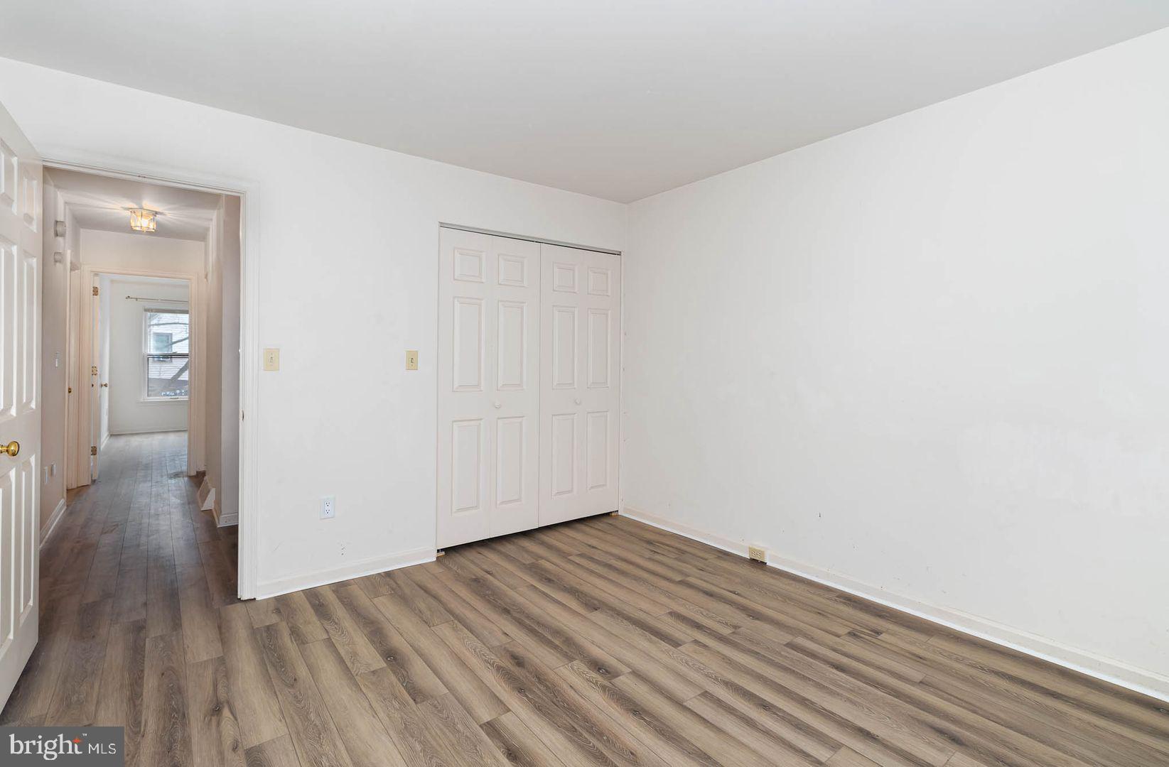 OAKMONT - Residential Lease