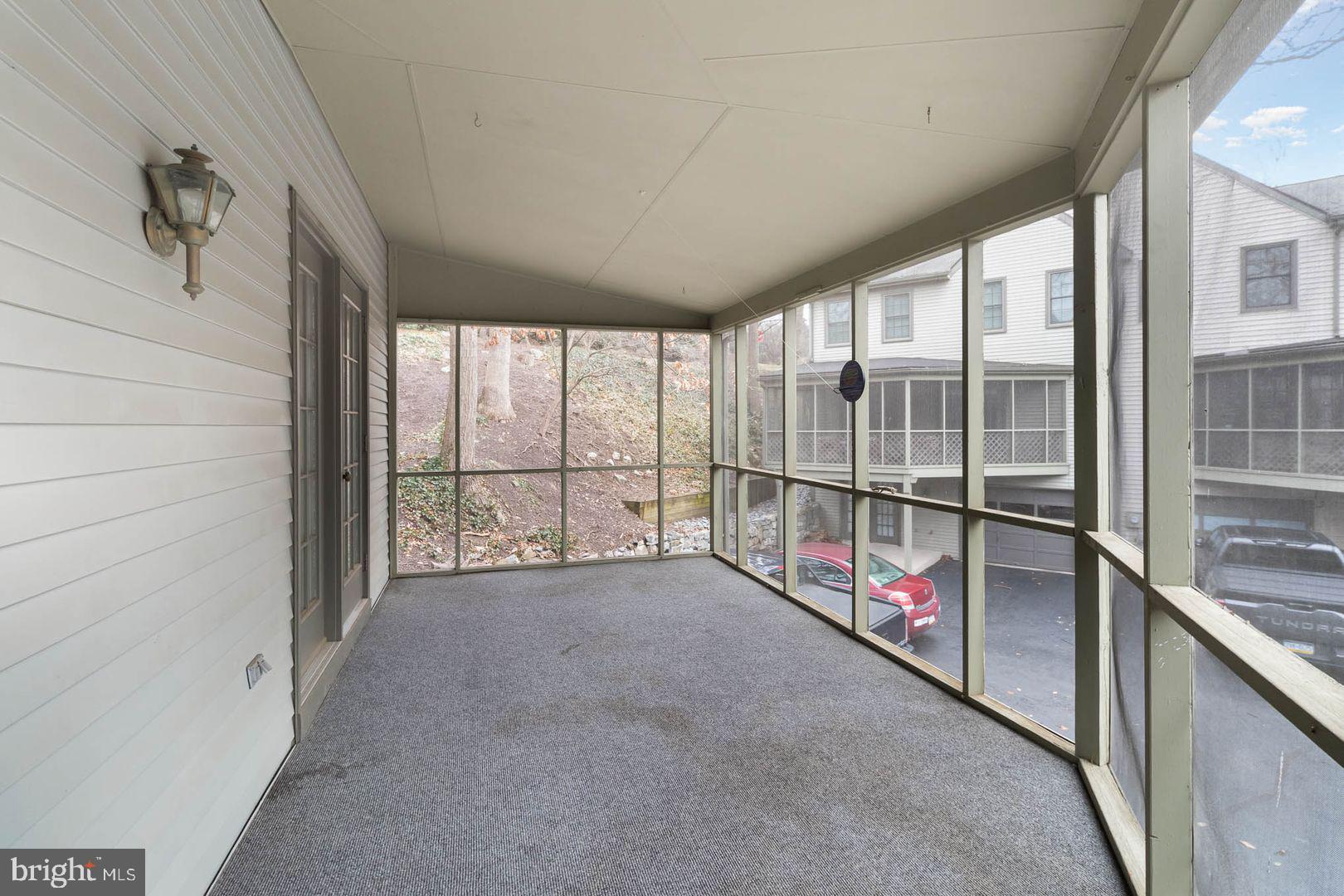 OAKMONT - Residential Lease