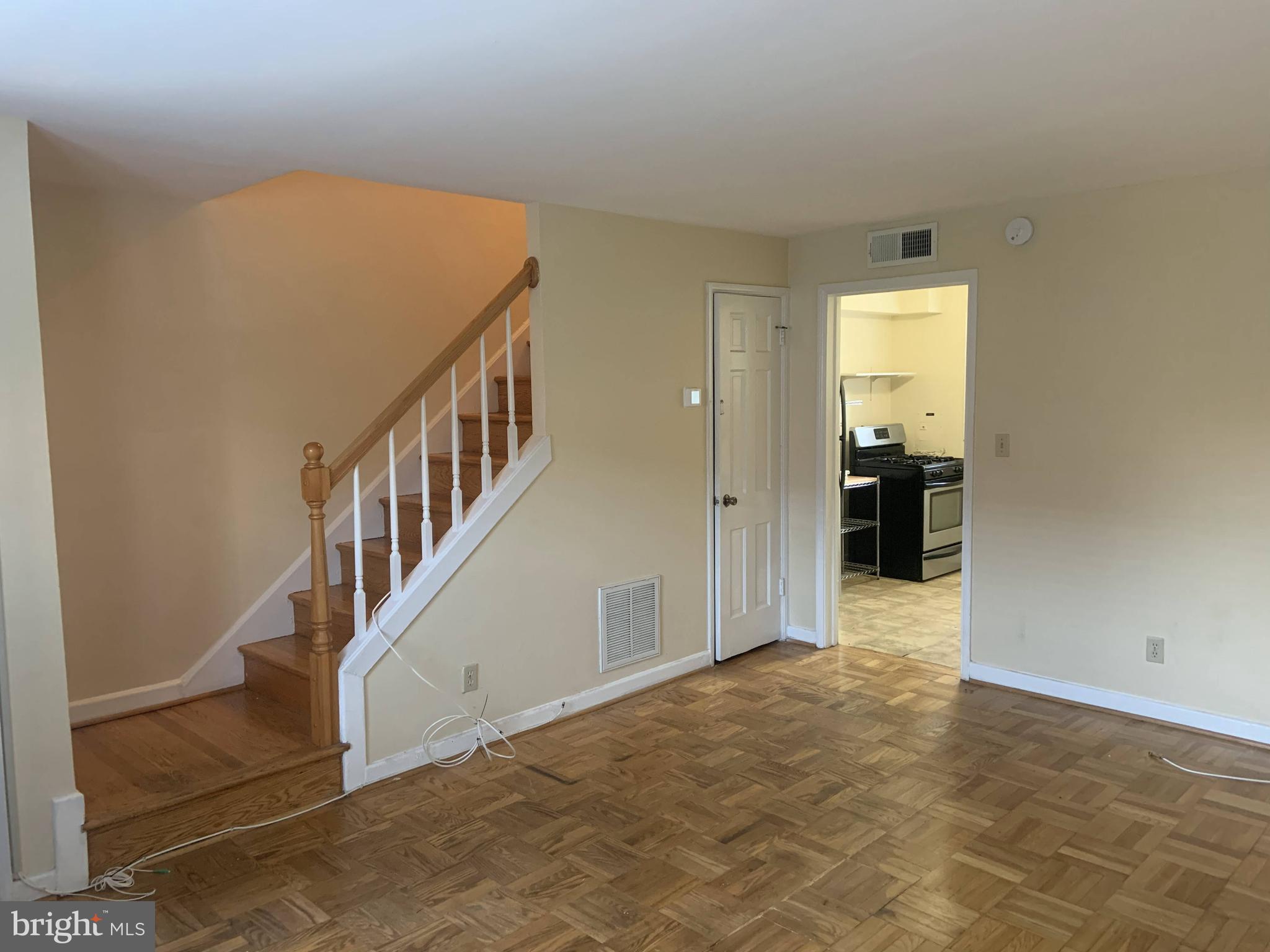 ASHTON HEIGHTS - Residential Lease