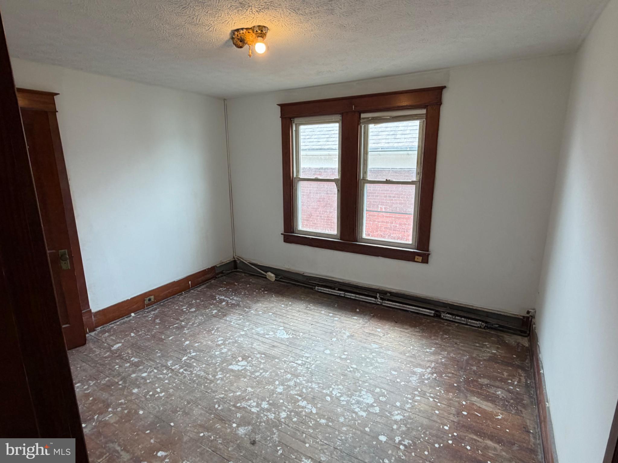 SOUTH END - Residential