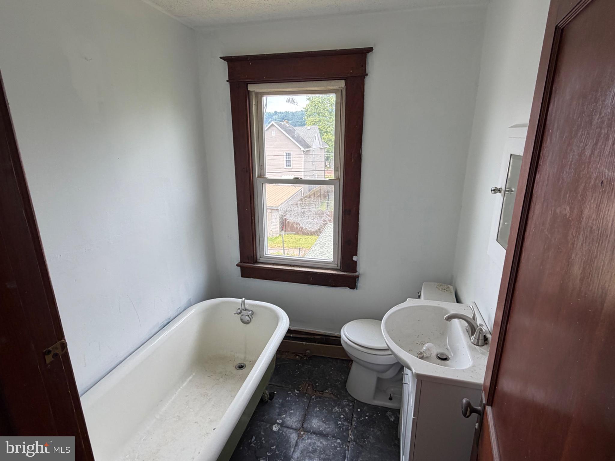 SOUTH END - Residential