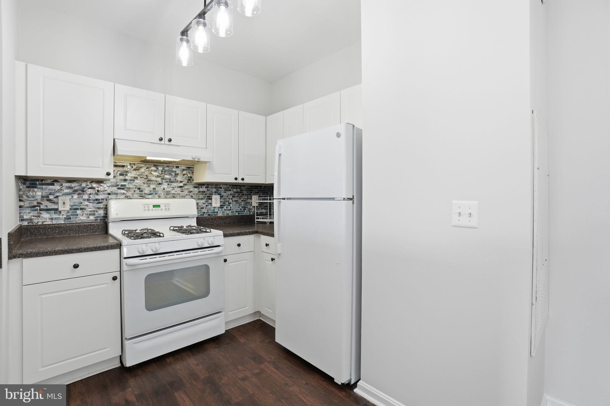 FAIRFAX RIDGE CONDOS - Residential