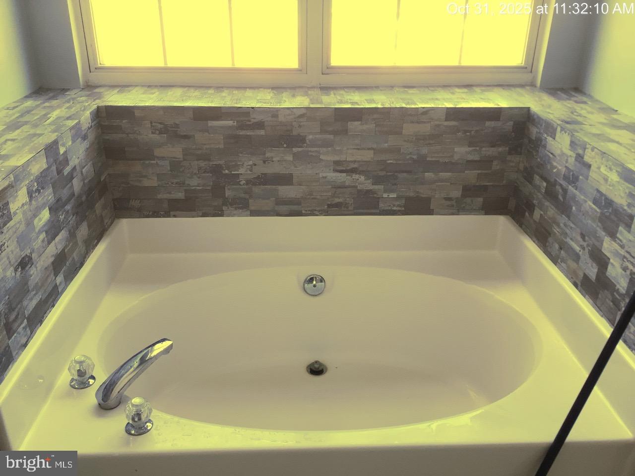 HUNTINGTON - Residential