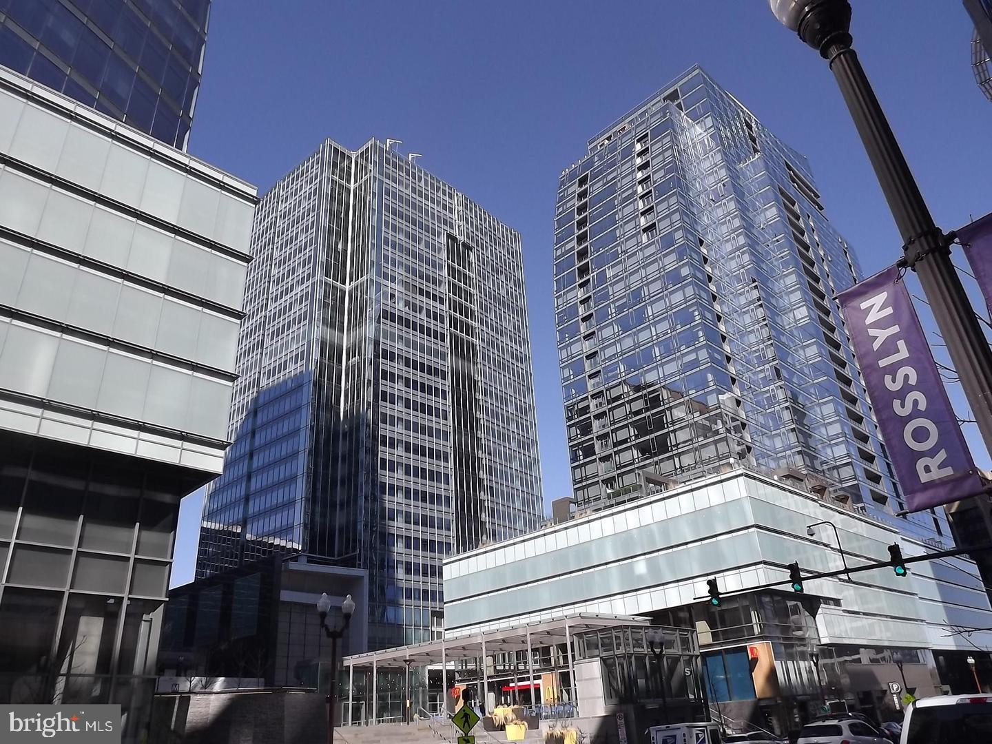 RIVER PLACE - Residential