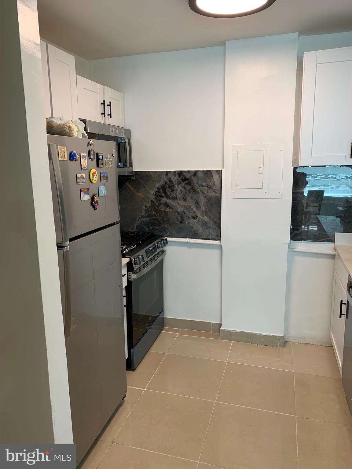 RIVER PLACE - Residential