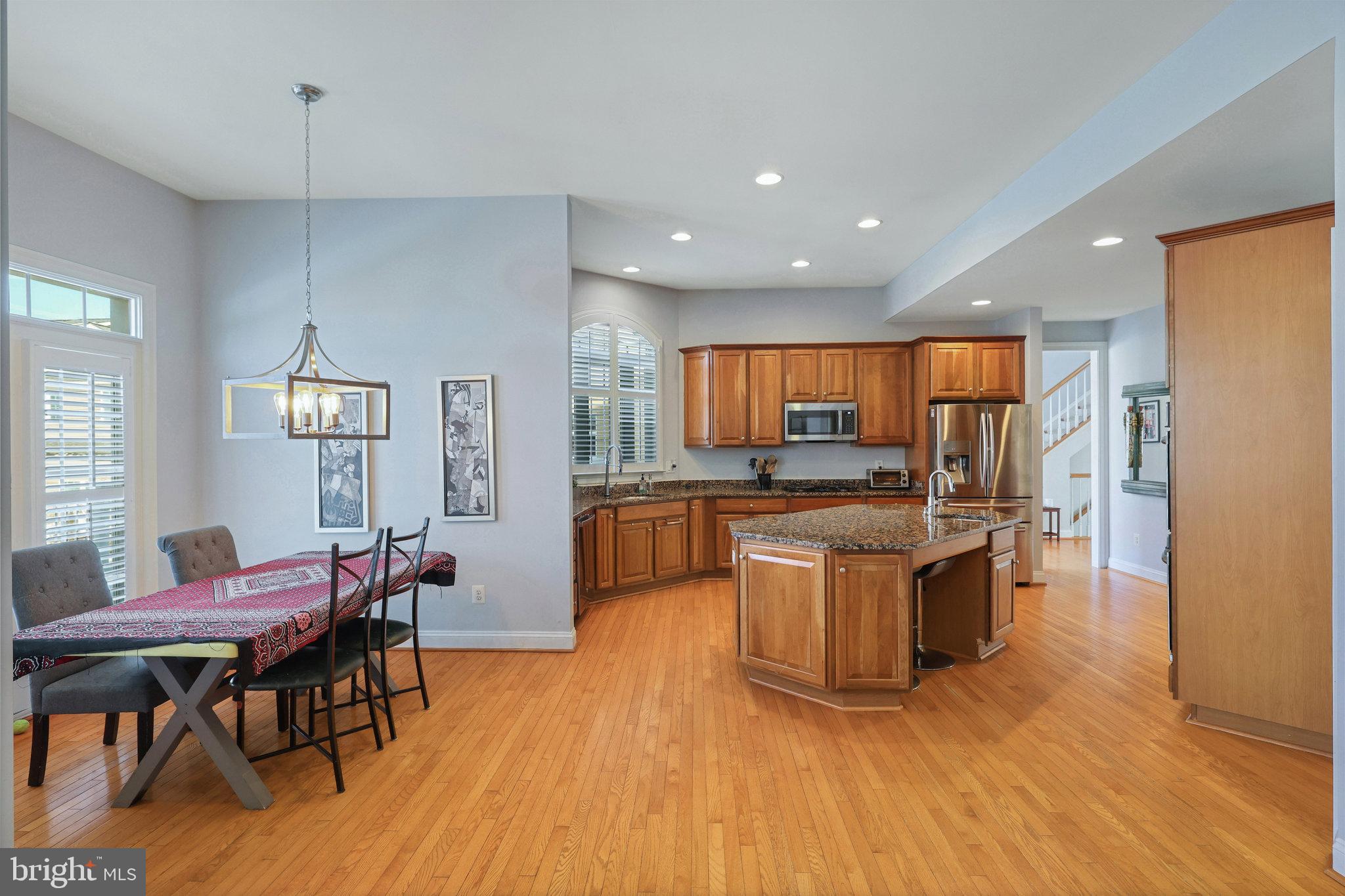 LANSDOWNE ON THE POTOMAC - Residential