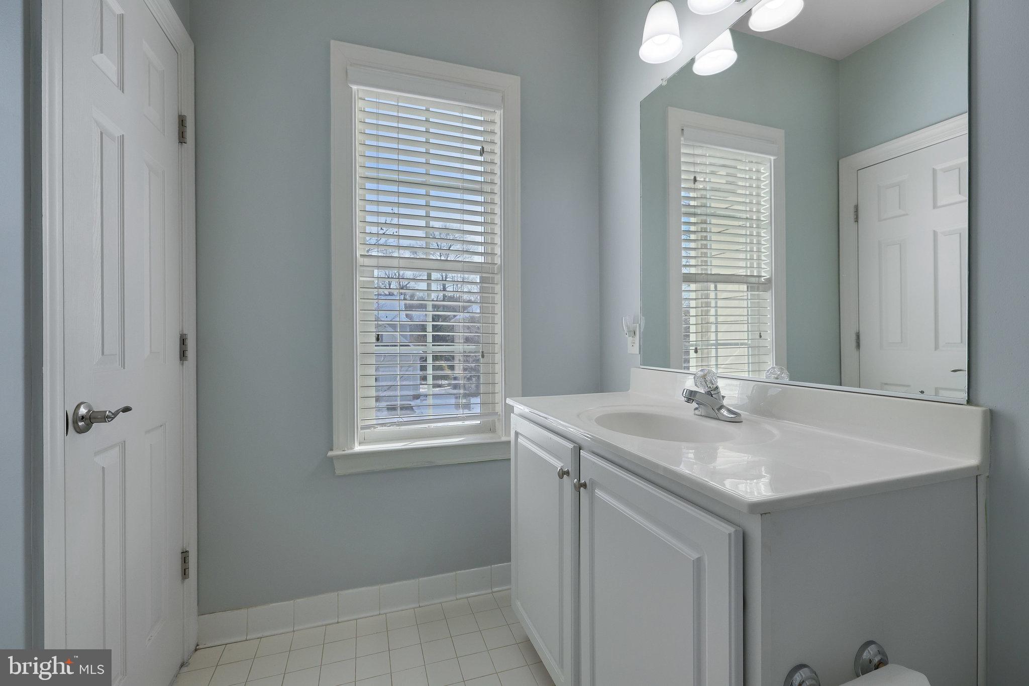 LANSDOWNE ON THE POTOMAC - Residential