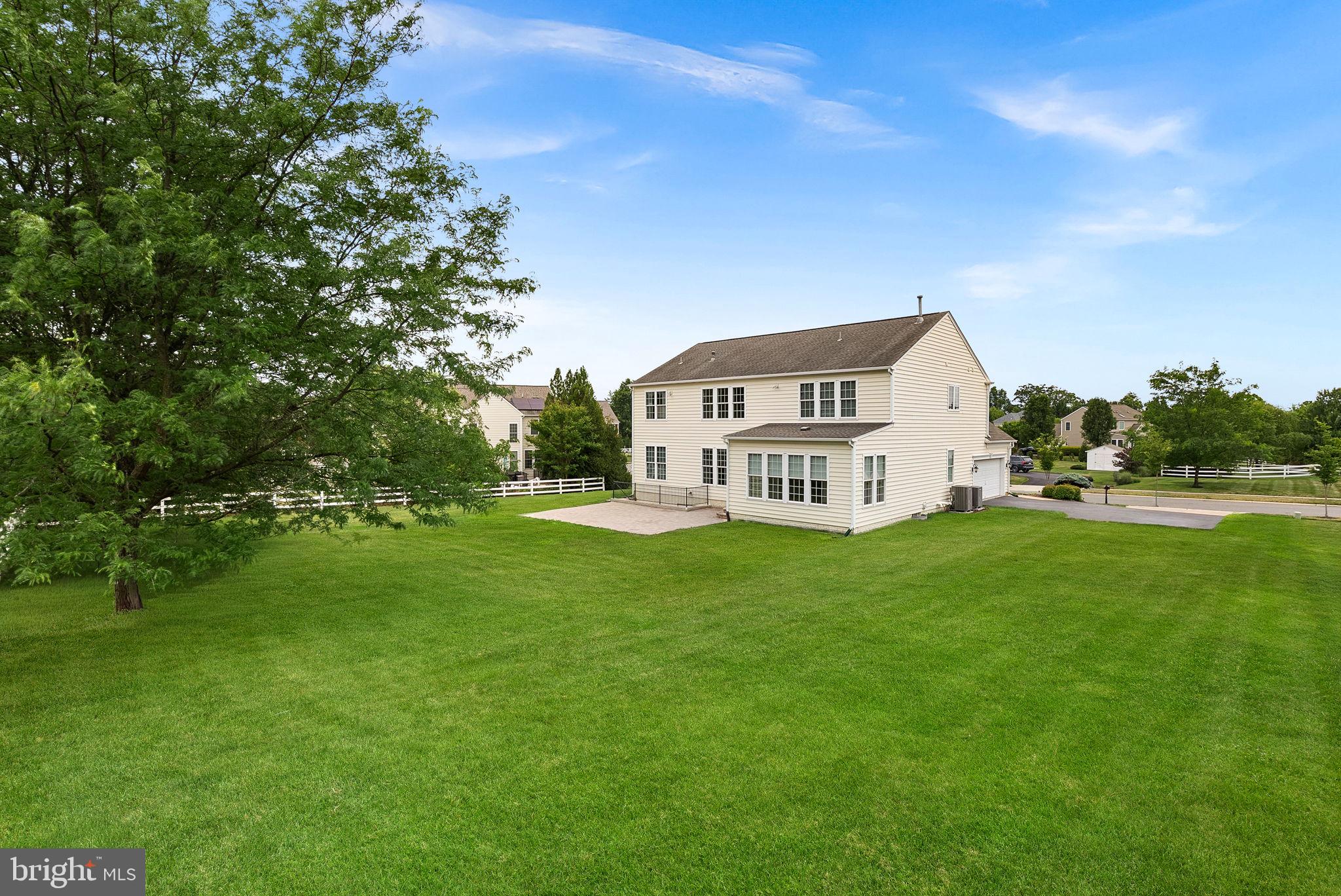 RED CEDAR - Residential