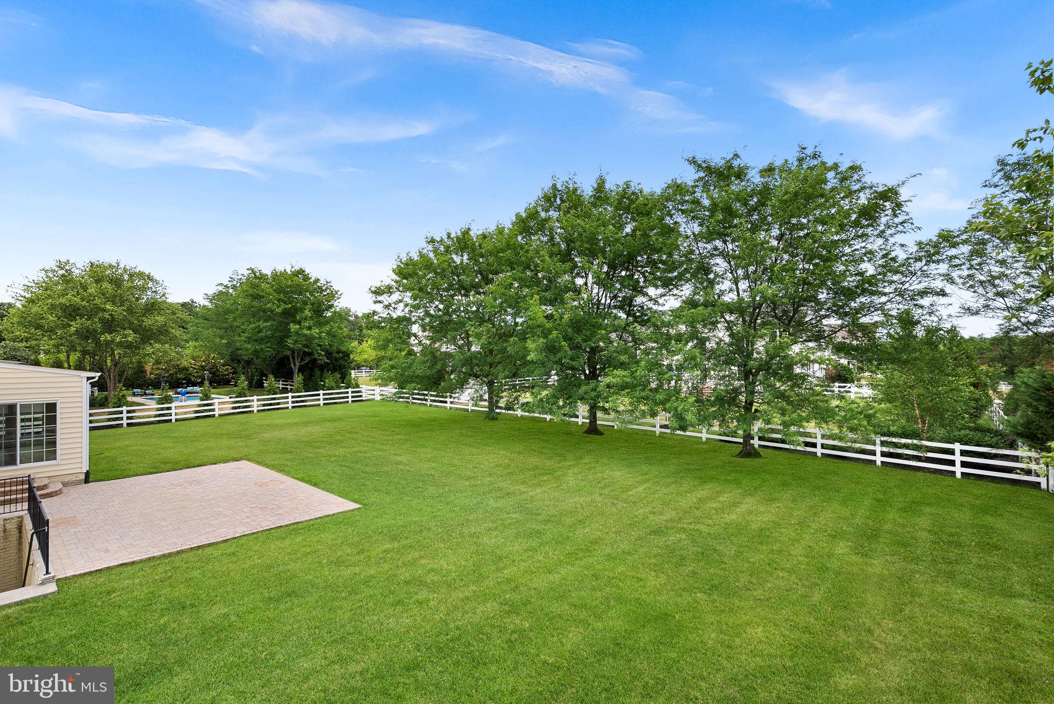 RED CEDAR - Residential