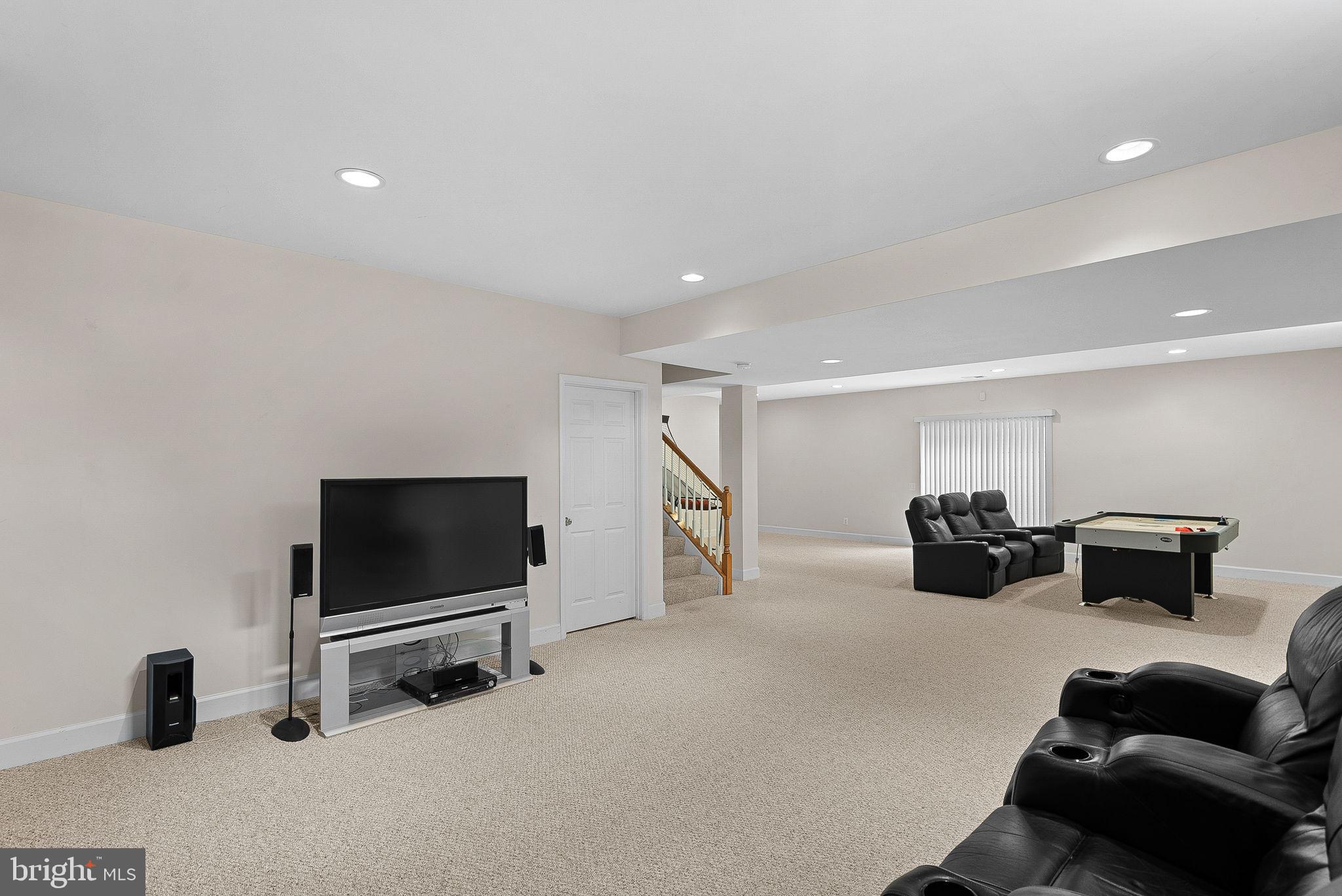 RED CEDAR - Residential
